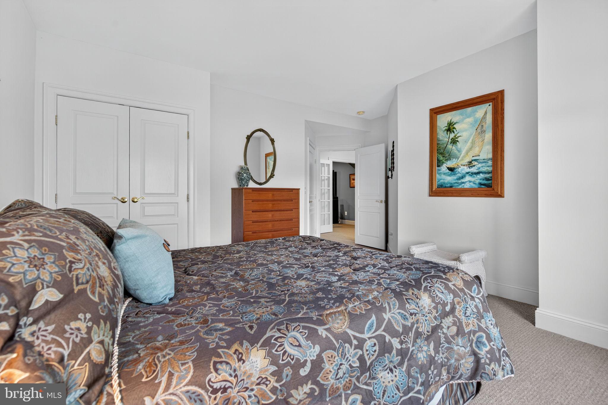 ALEXANDER LAKES - Residential