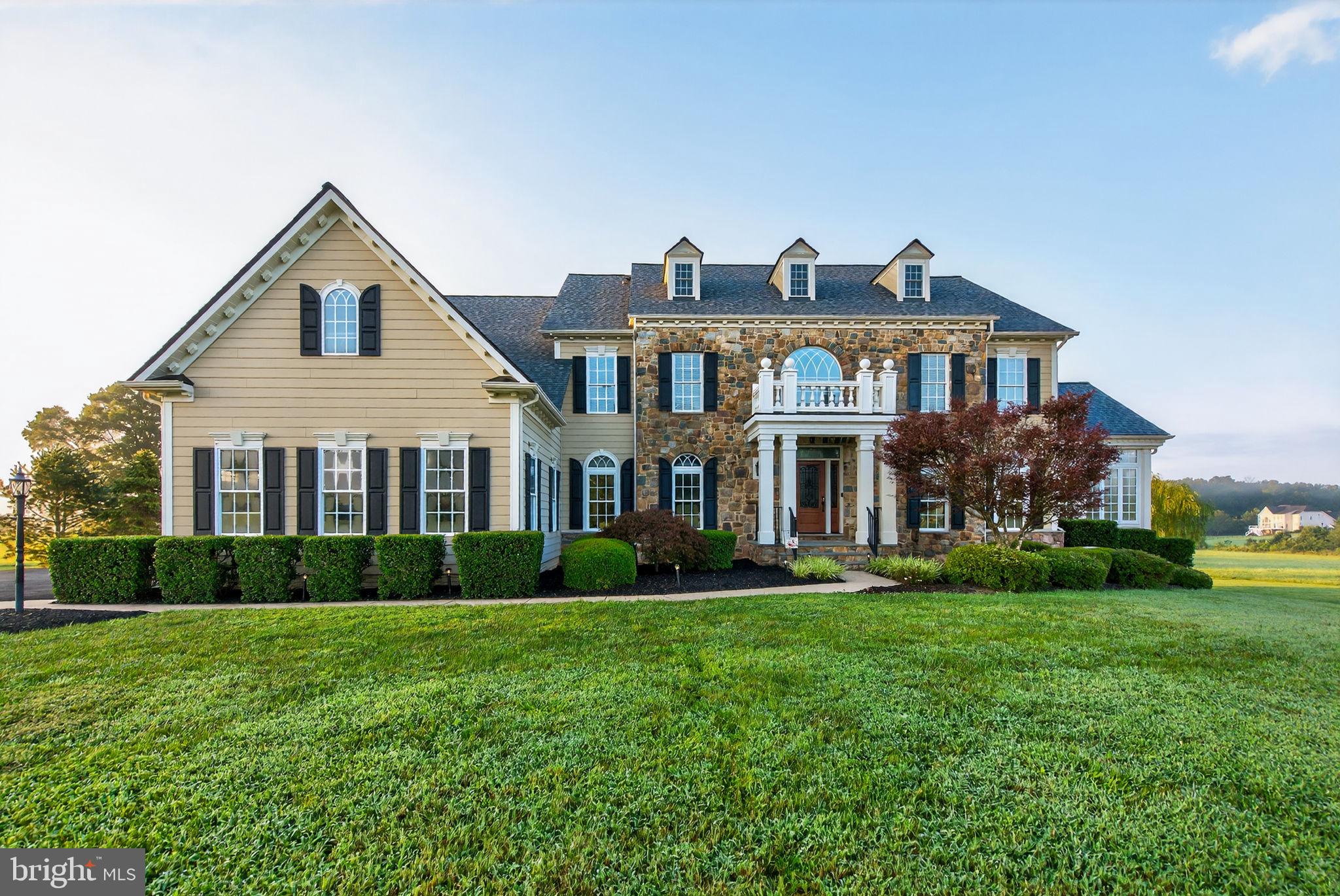 ALEXANDER LAKES - Residential