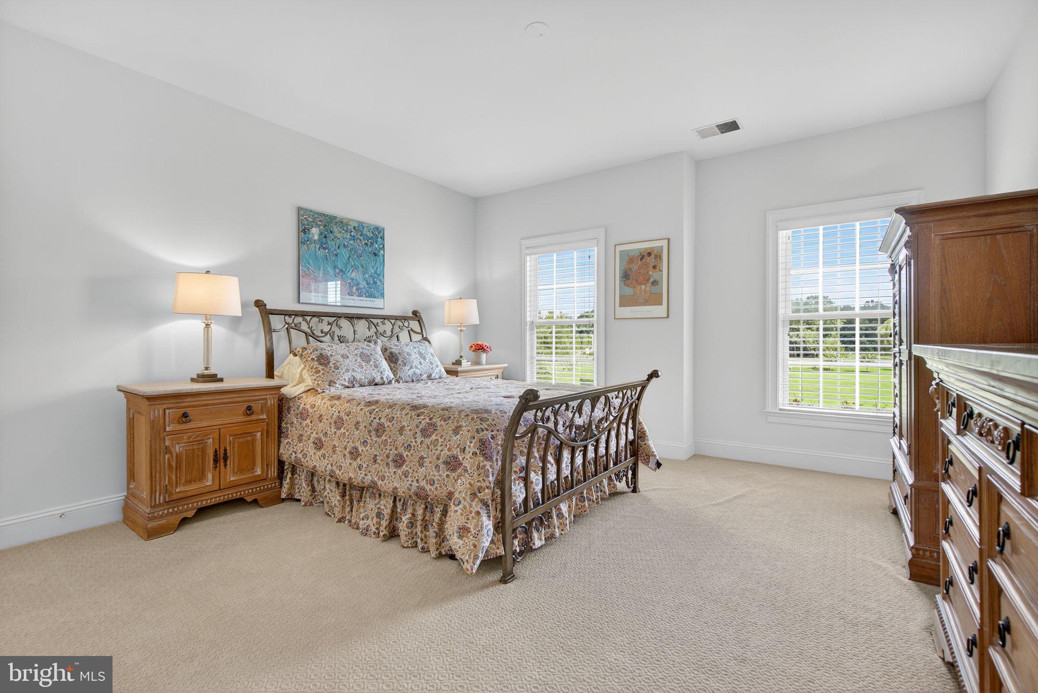 ALEXANDER LAKES - Residential