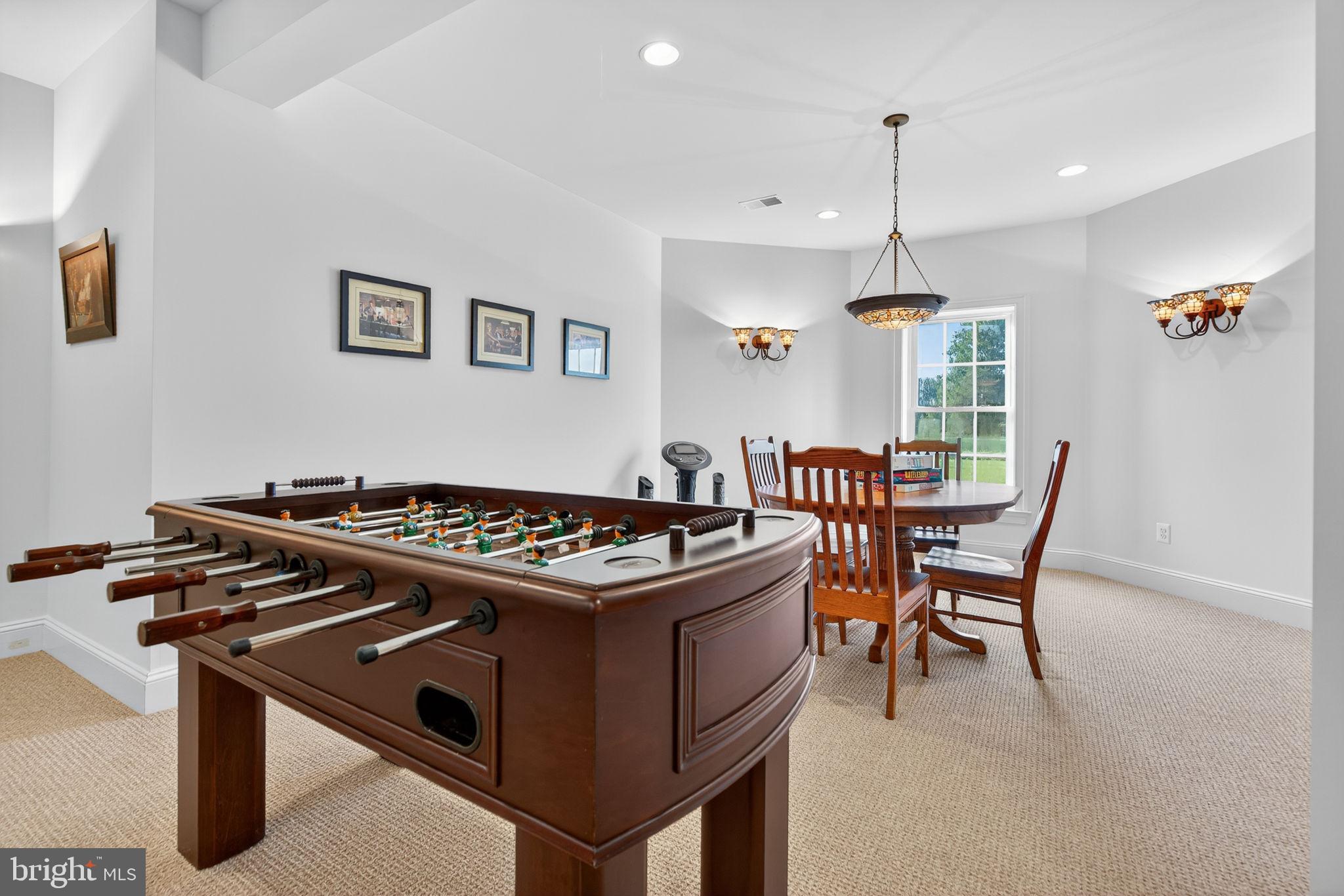 ALEXANDER LAKES - Residential