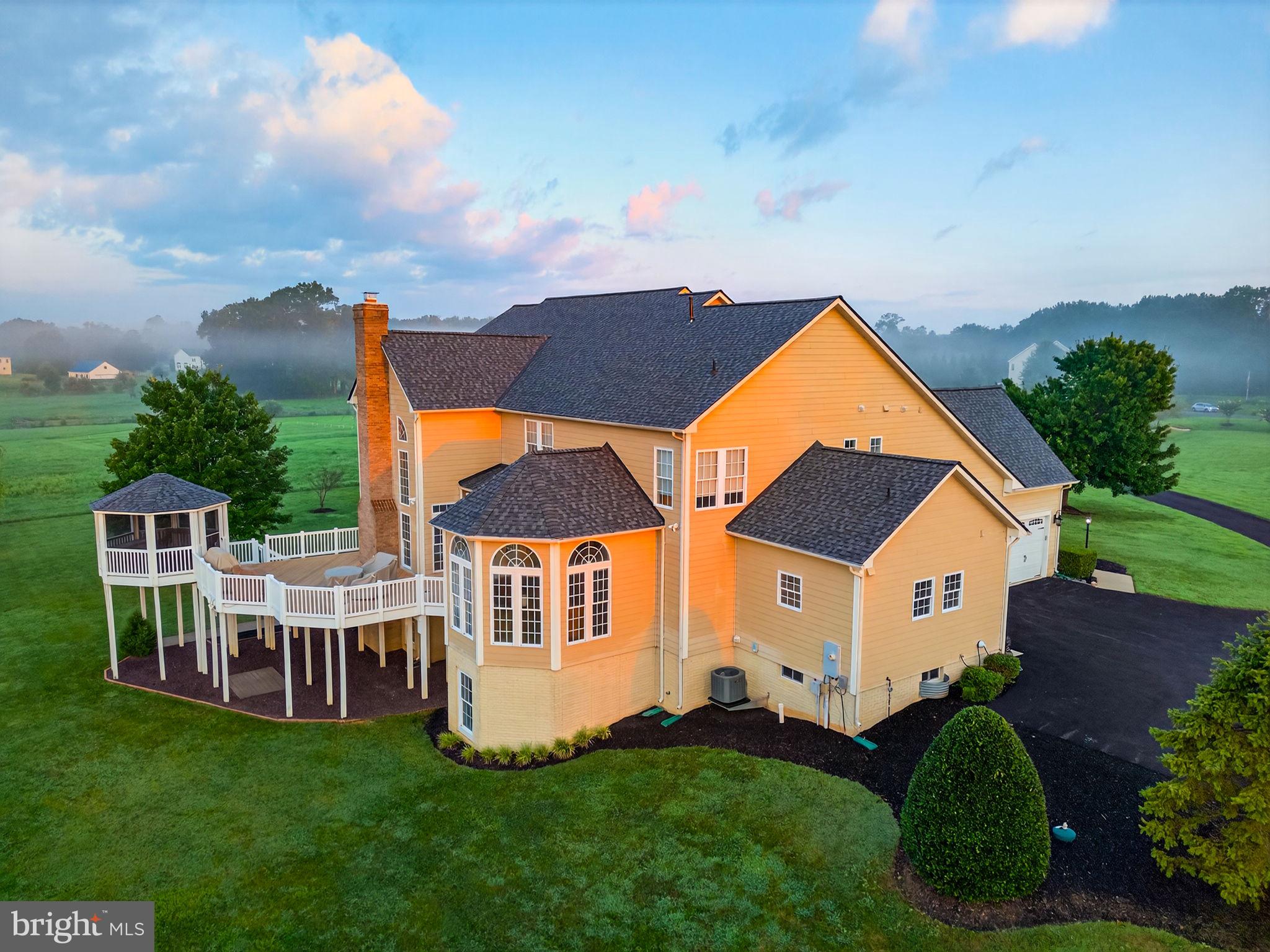 ALEXANDER LAKES - Residential