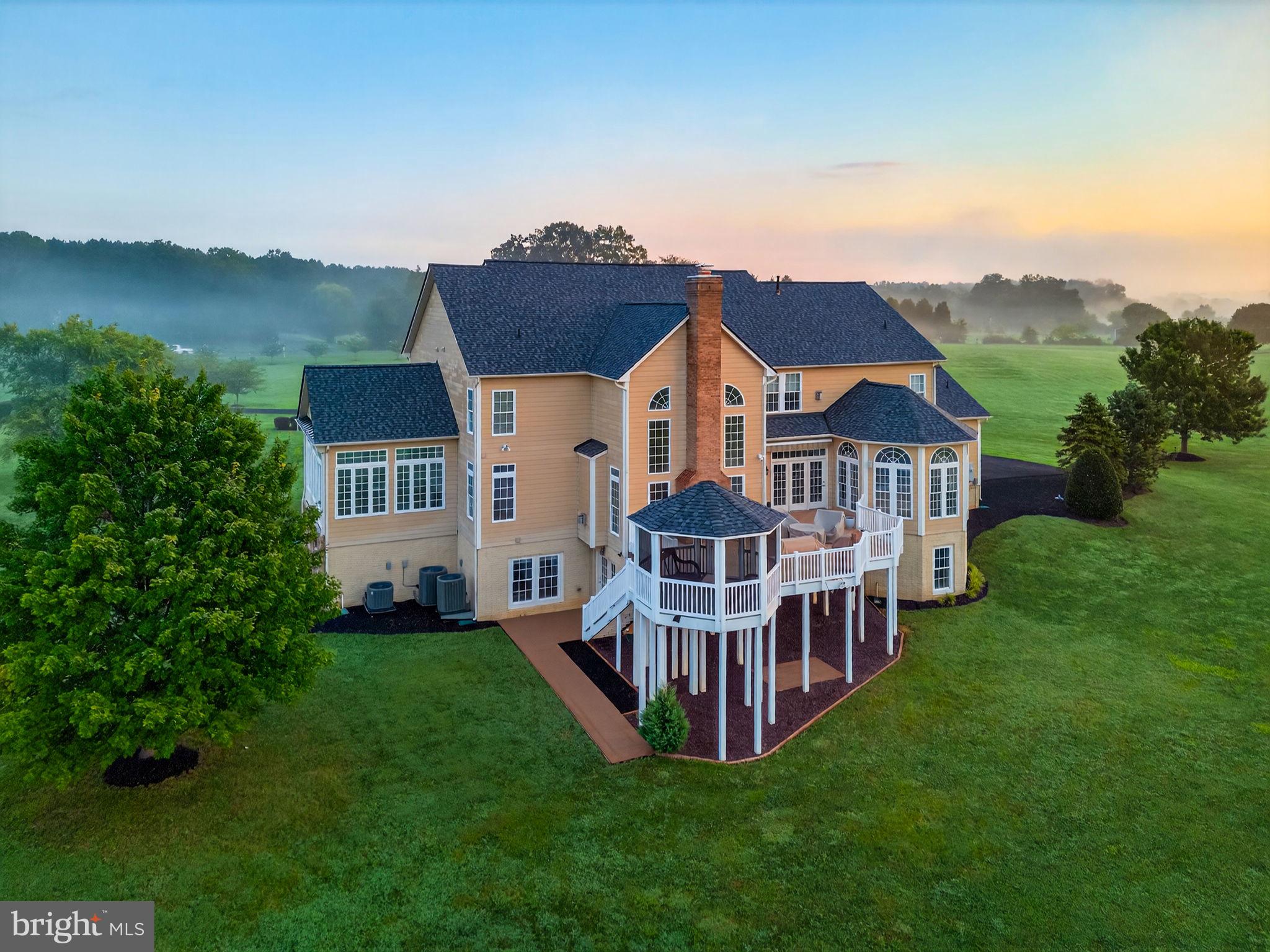 ALEXANDER LAKES - Residential