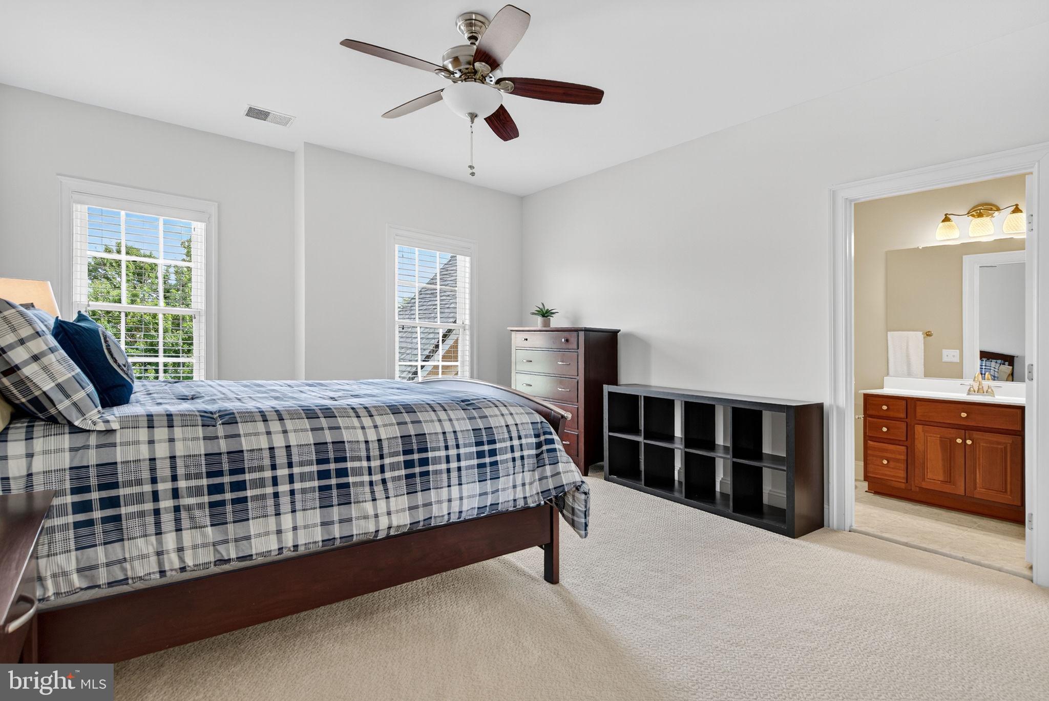 ALEXANDER LAKES - Residential