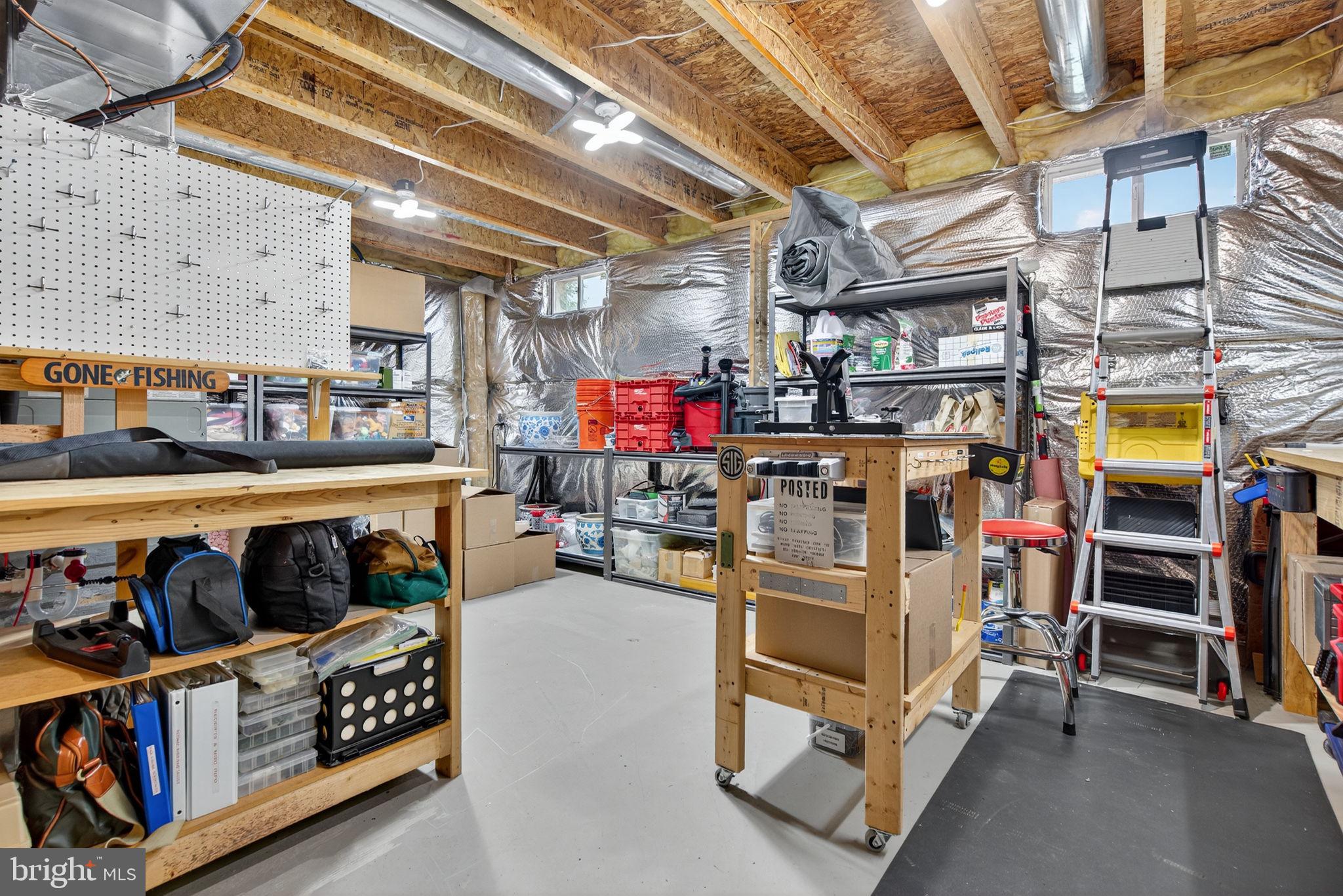 ALEXANDER LAKES - Residential