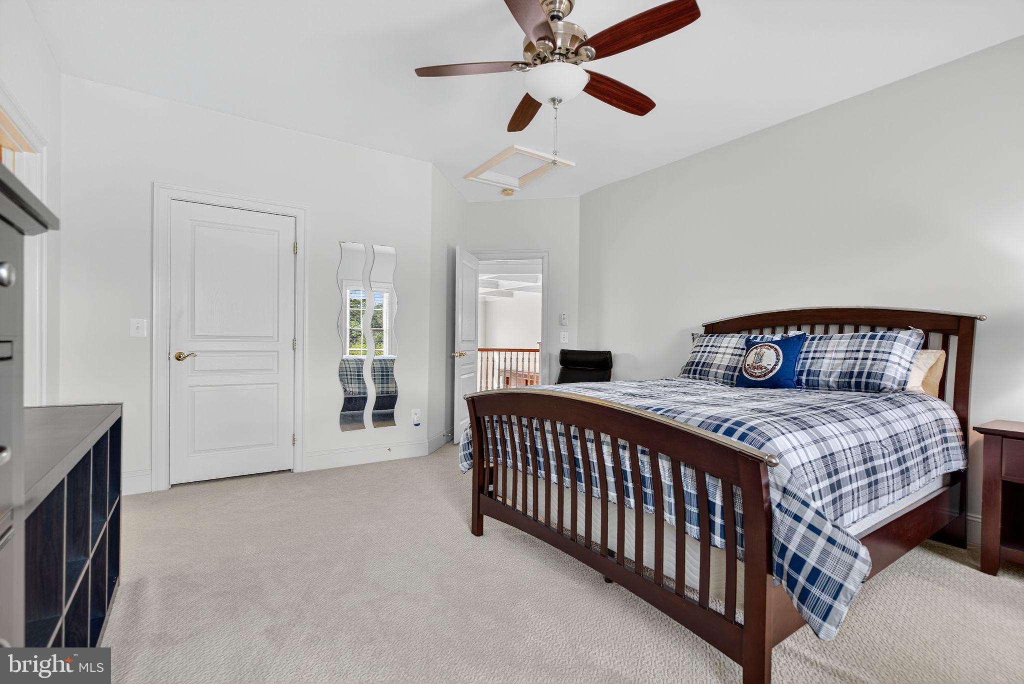 ALEXANDER LAKES - Residential