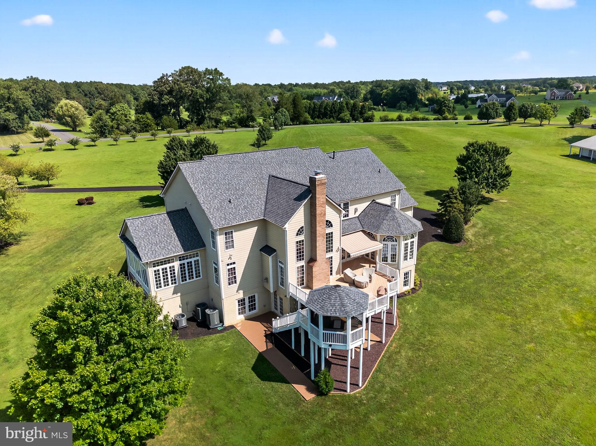 ALEXANDER LAKES - Residential