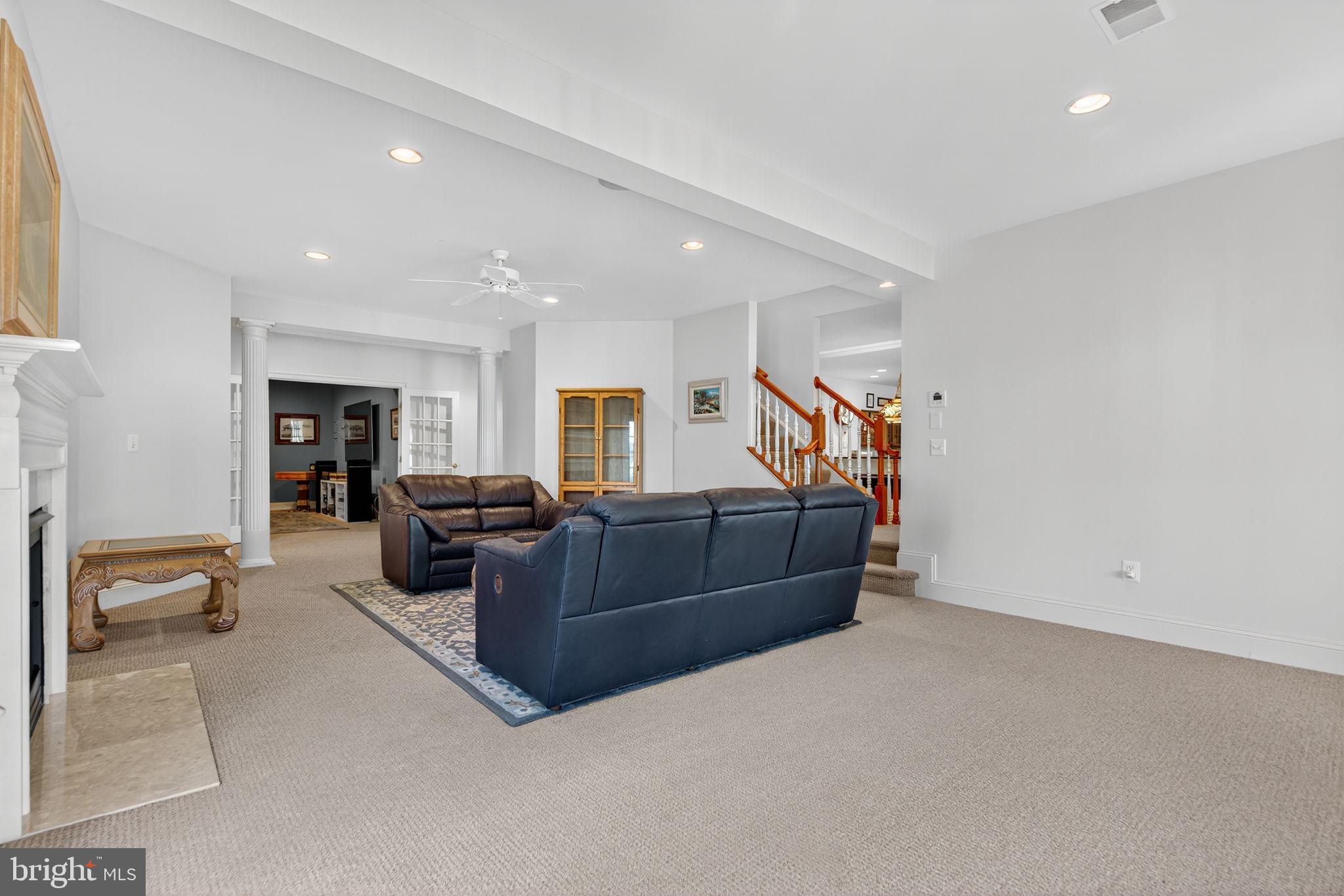 ALEXANDER LAKES - Residential