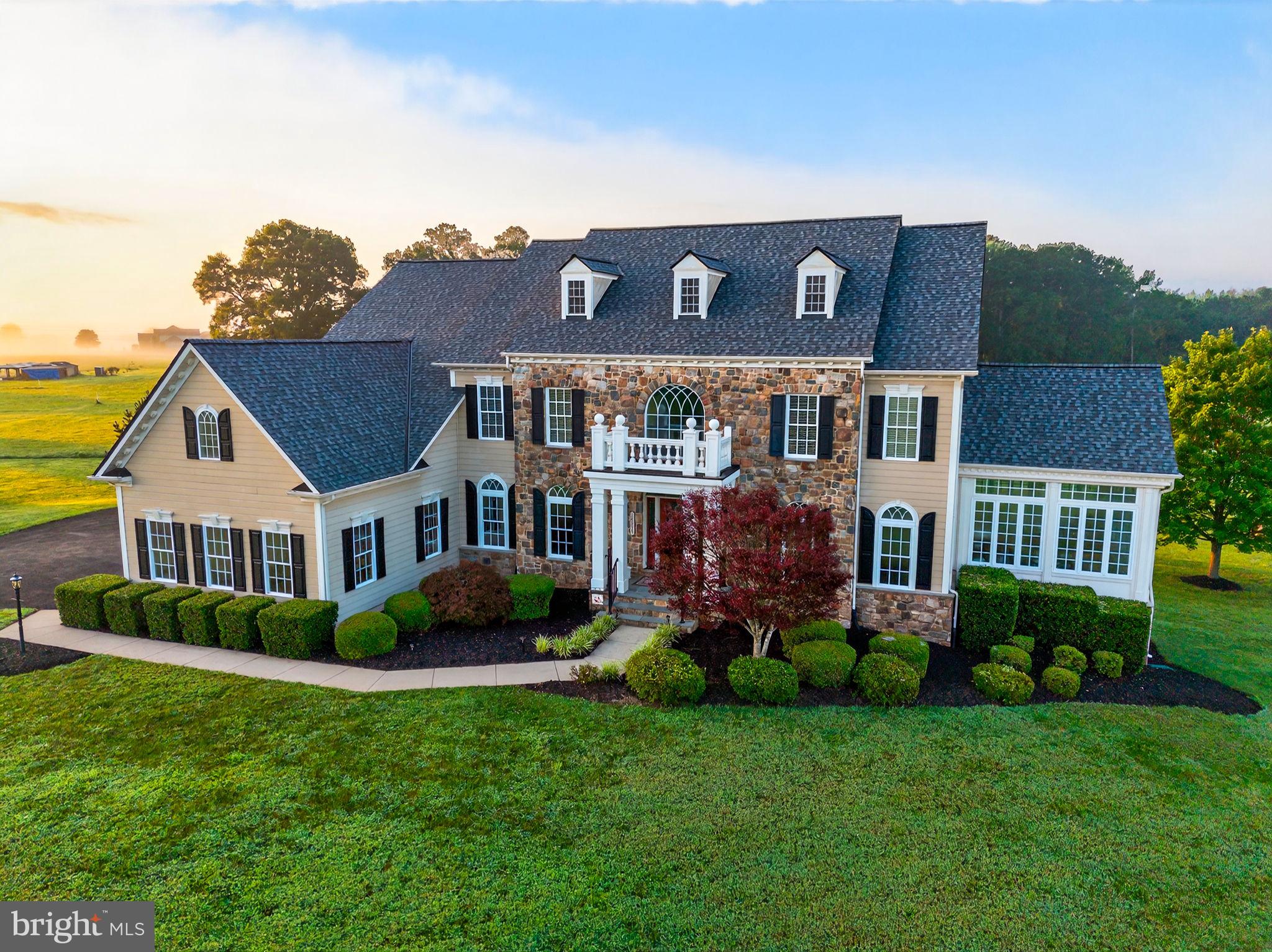 ALEXANDER LAKES - Residential