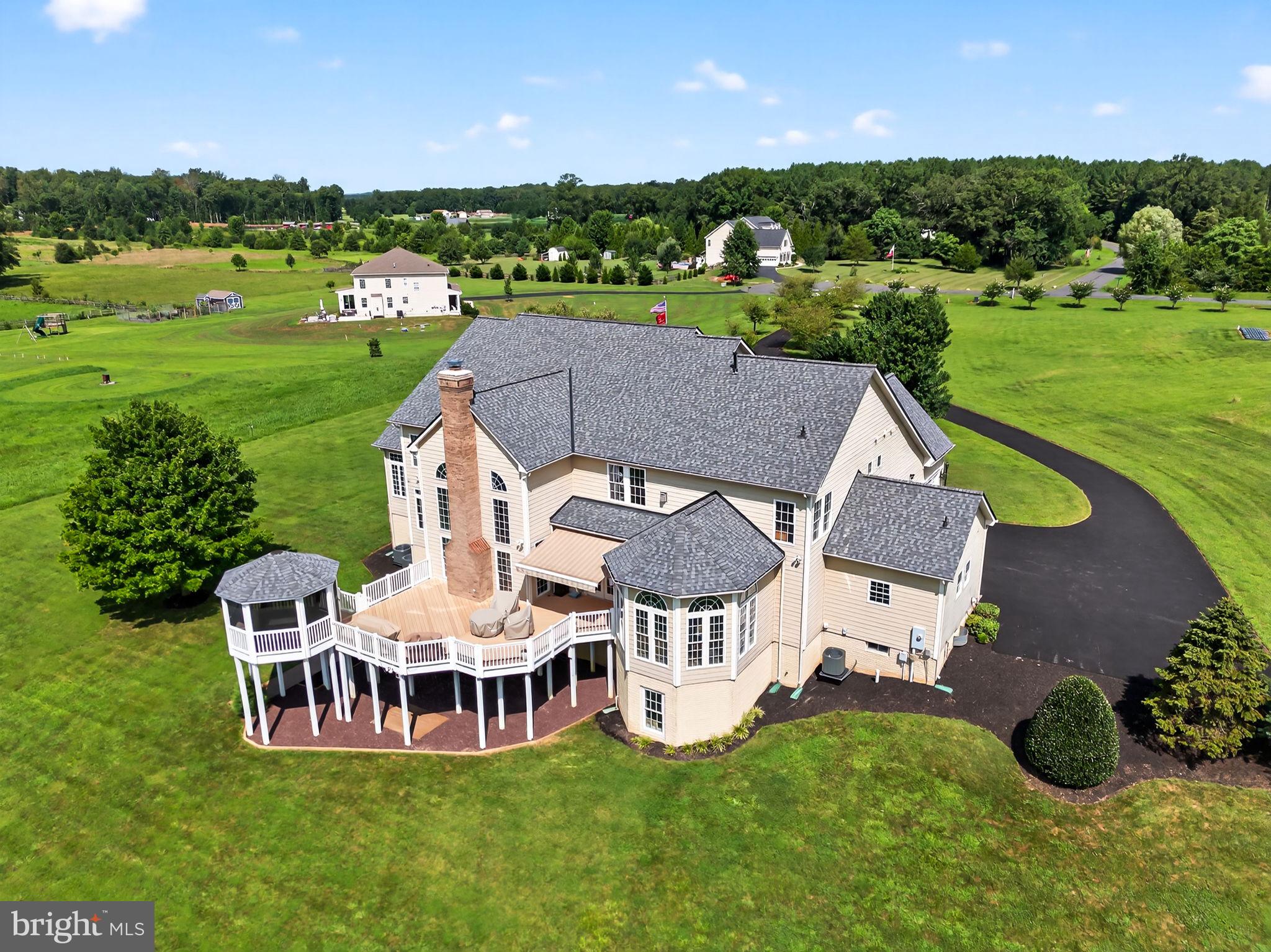 ALEXANDER LAKES - Residential