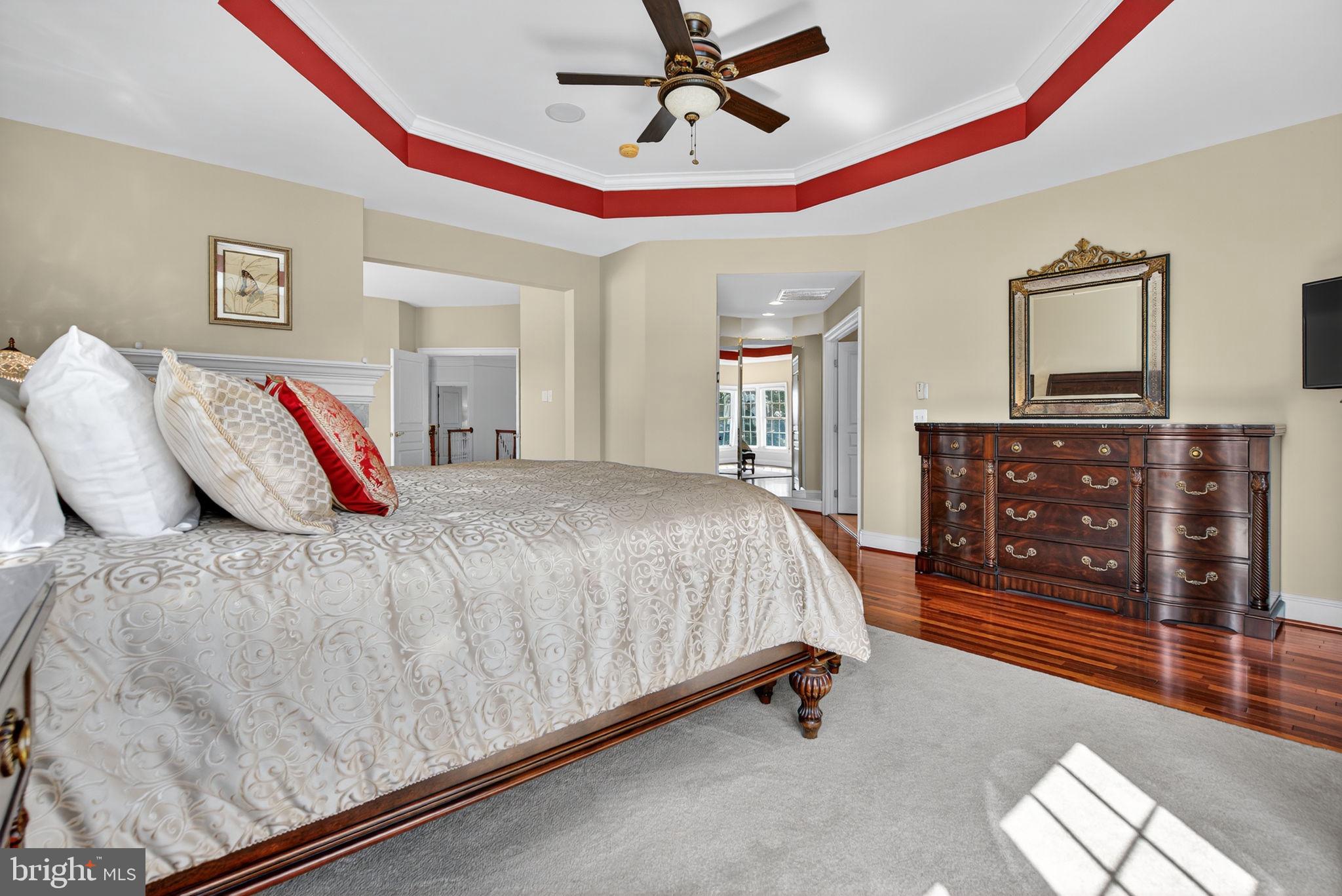 ALEXANDER LAKES - Residential