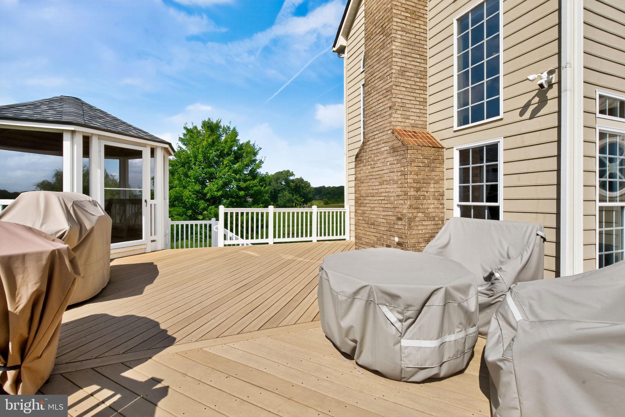 ALEXANDER LAKES - Residential