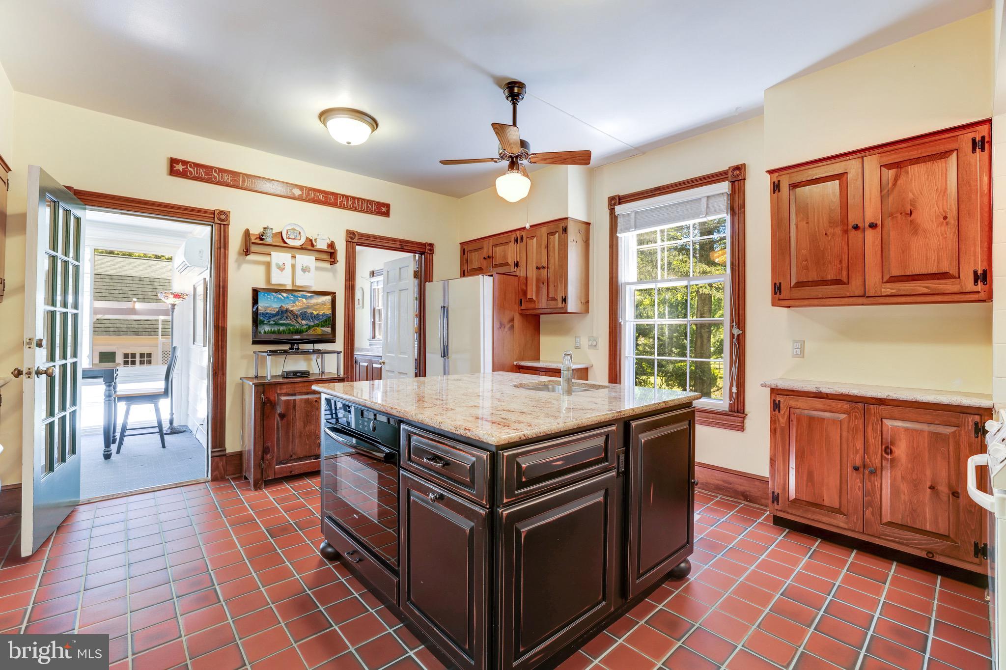 ANNANDALE - Residential