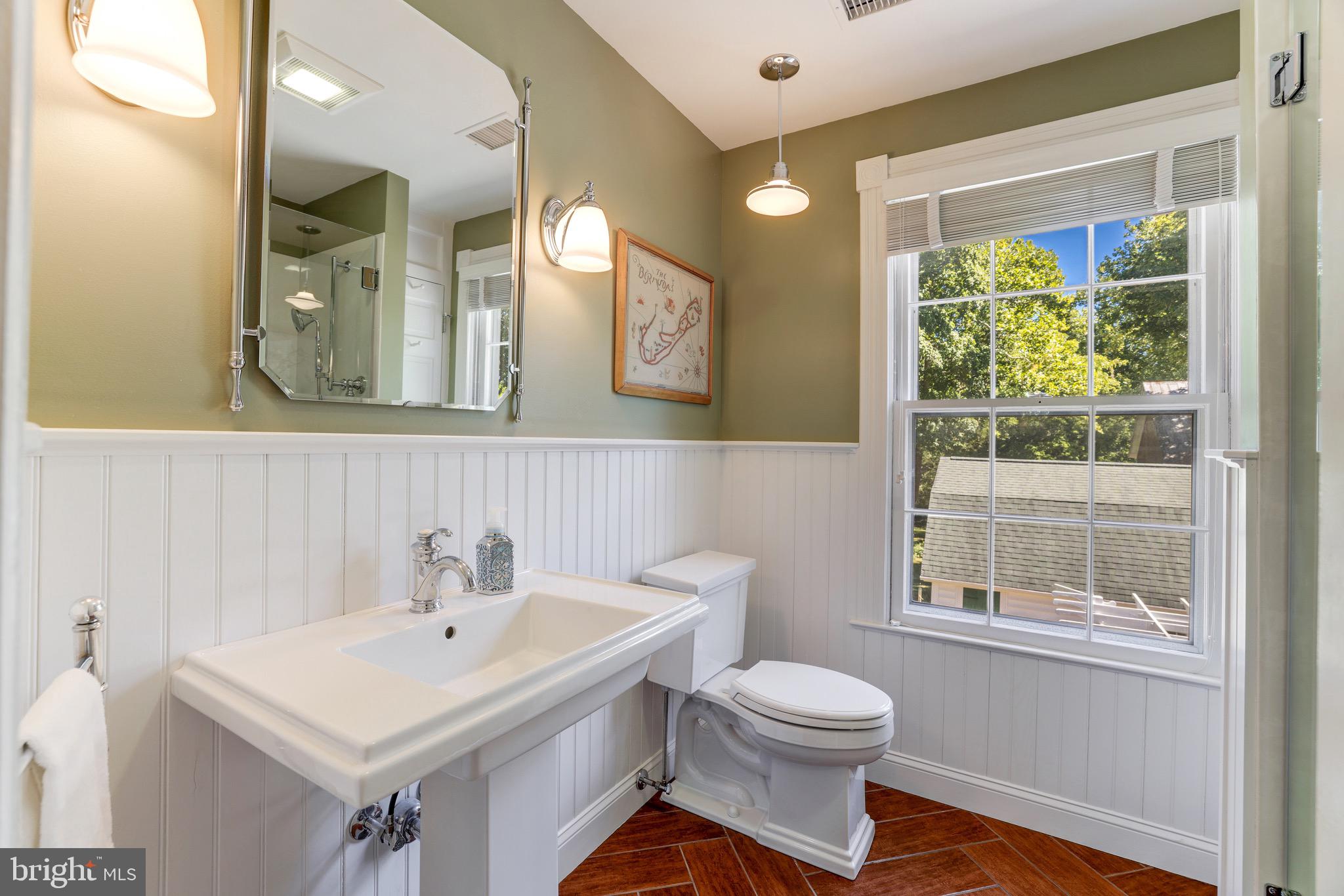 ANNANDALE - Residential