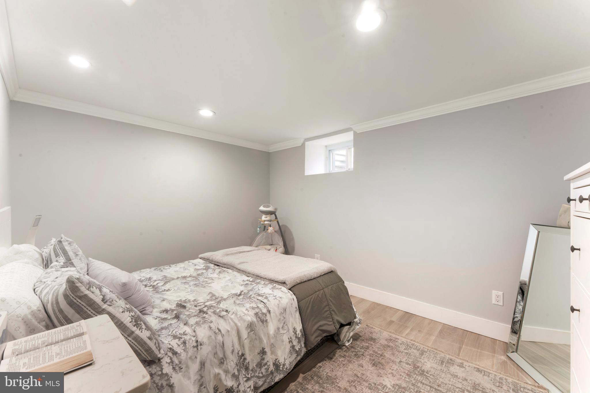 JUNE MEADOWS - Residential