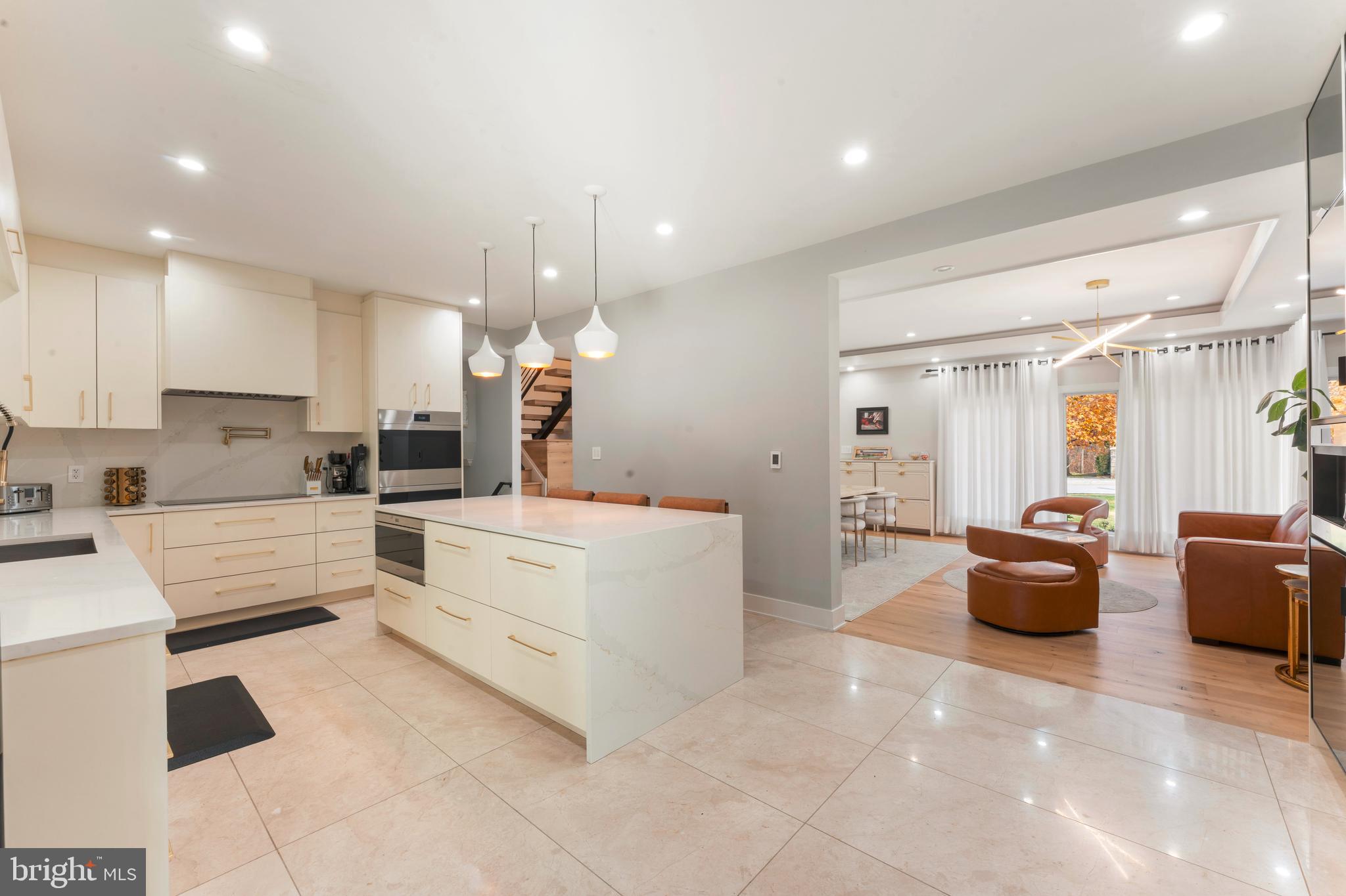 JUNE MEADOWS - Residential