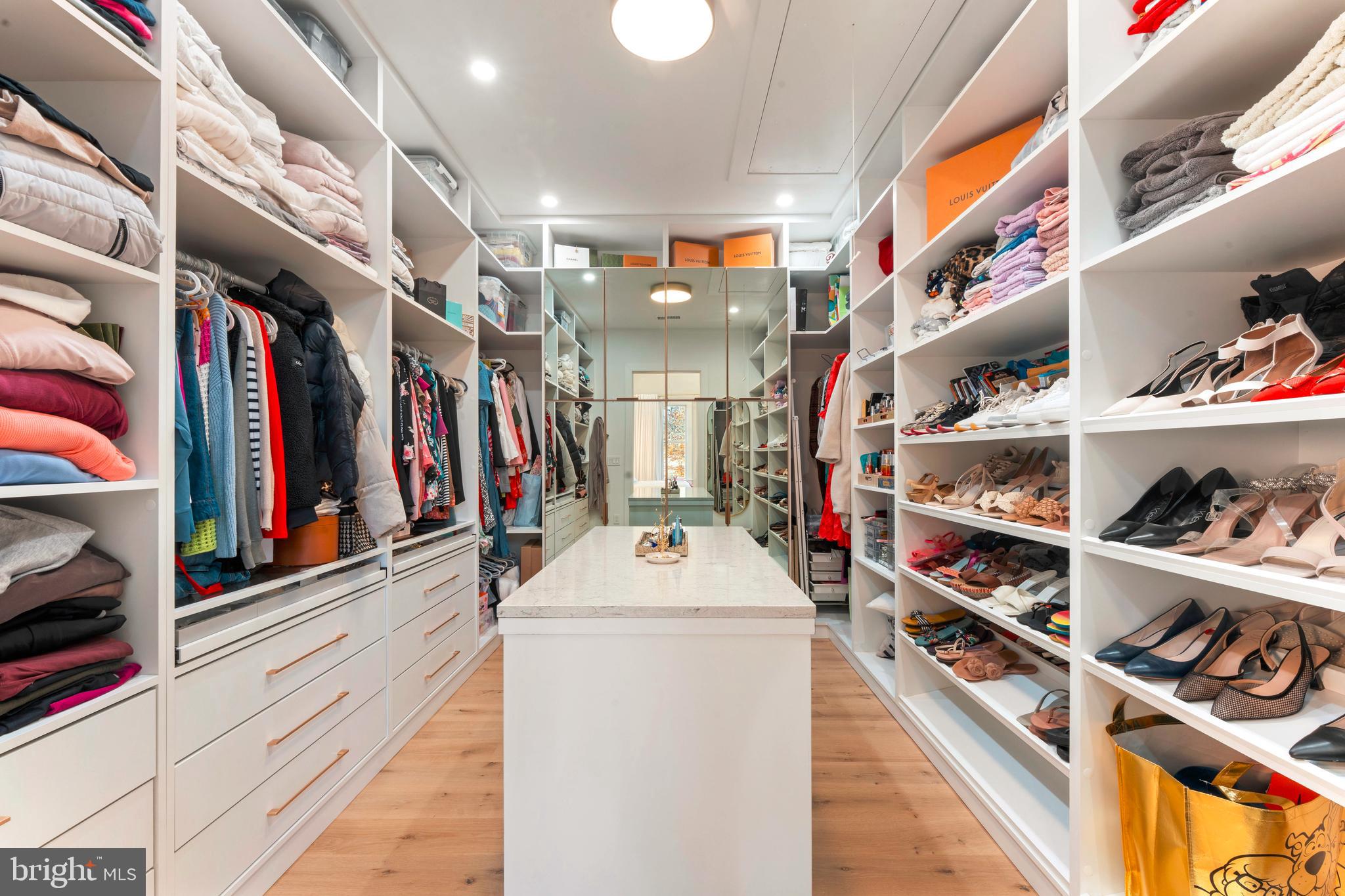 JUNE MEADOWS - Residential