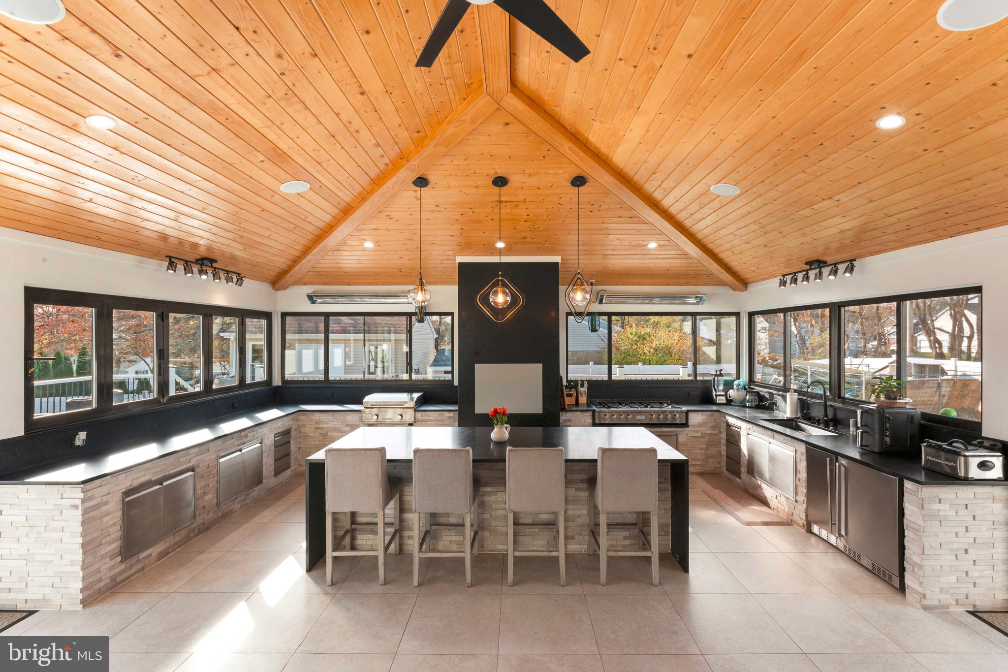 JUNE MEADOWS - Residential