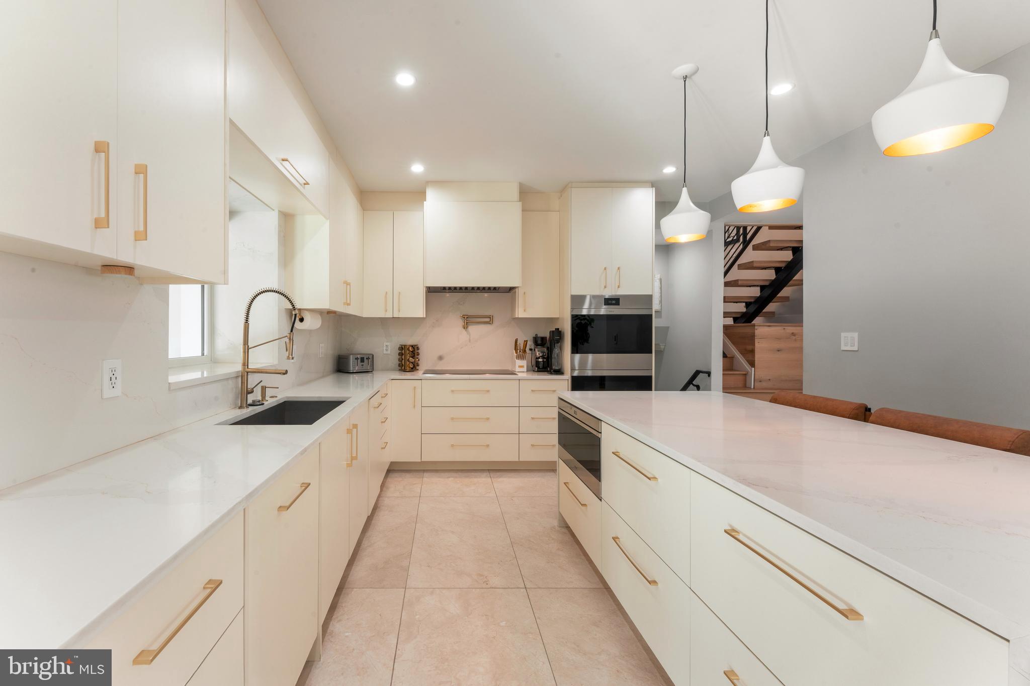 JUNE MEADOWS - Residential