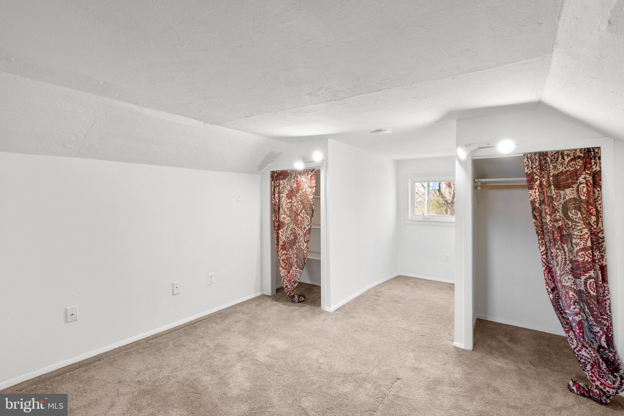 MOUNT RAINIER - Residential