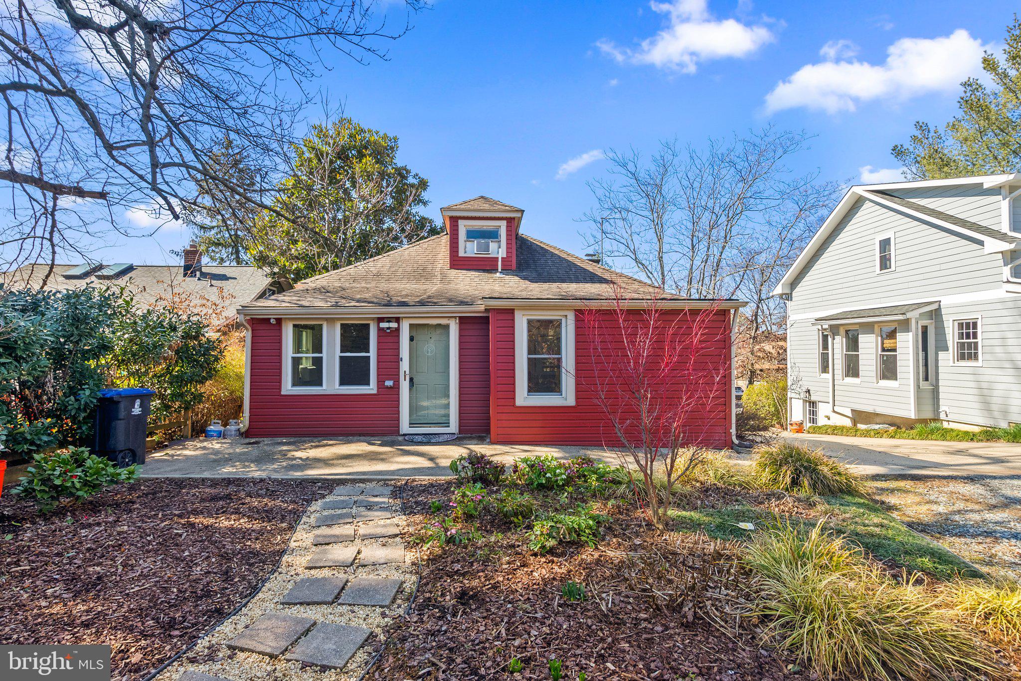 MOUNT RAINIER - Residential