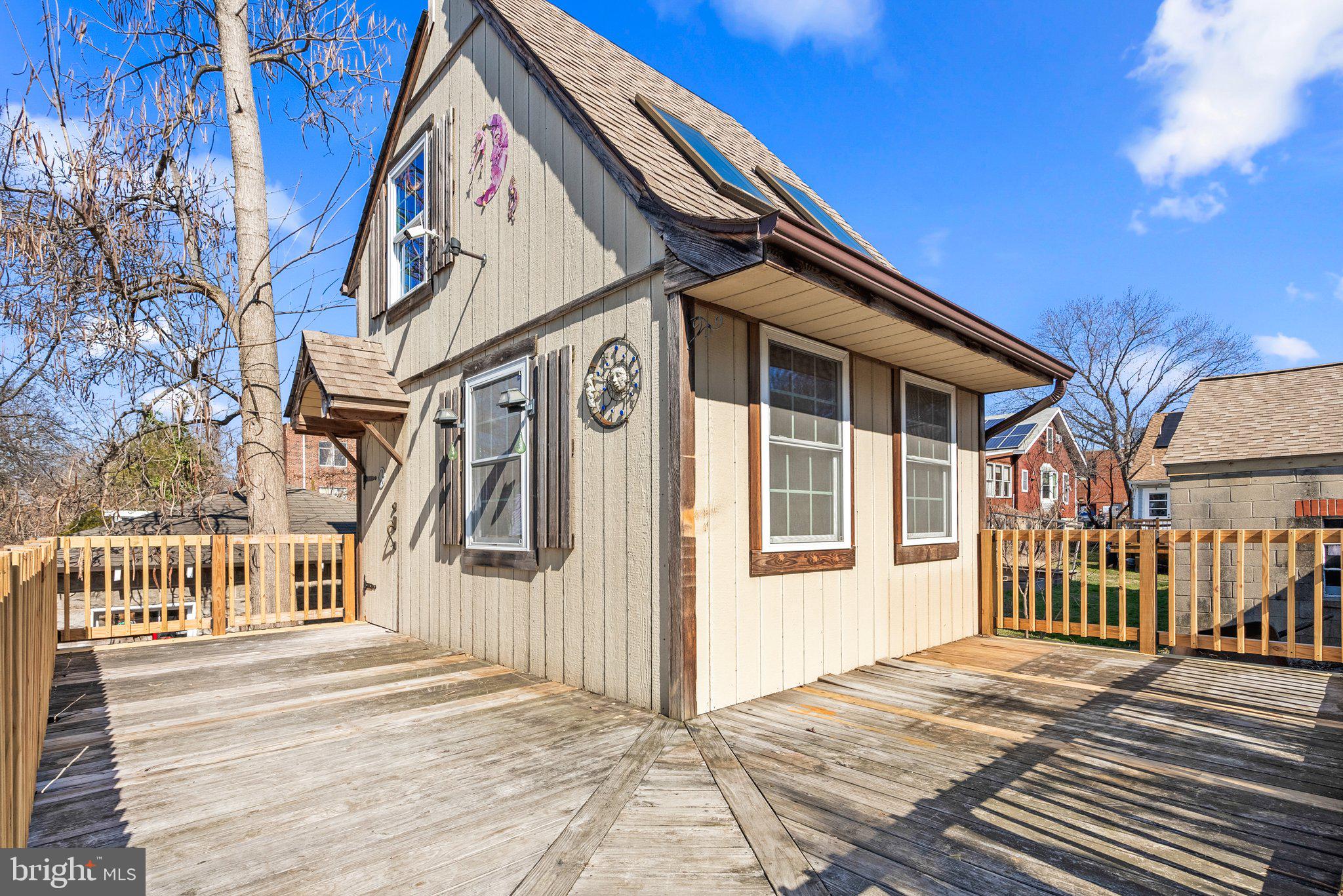 MOUNT RAINIER - Residential