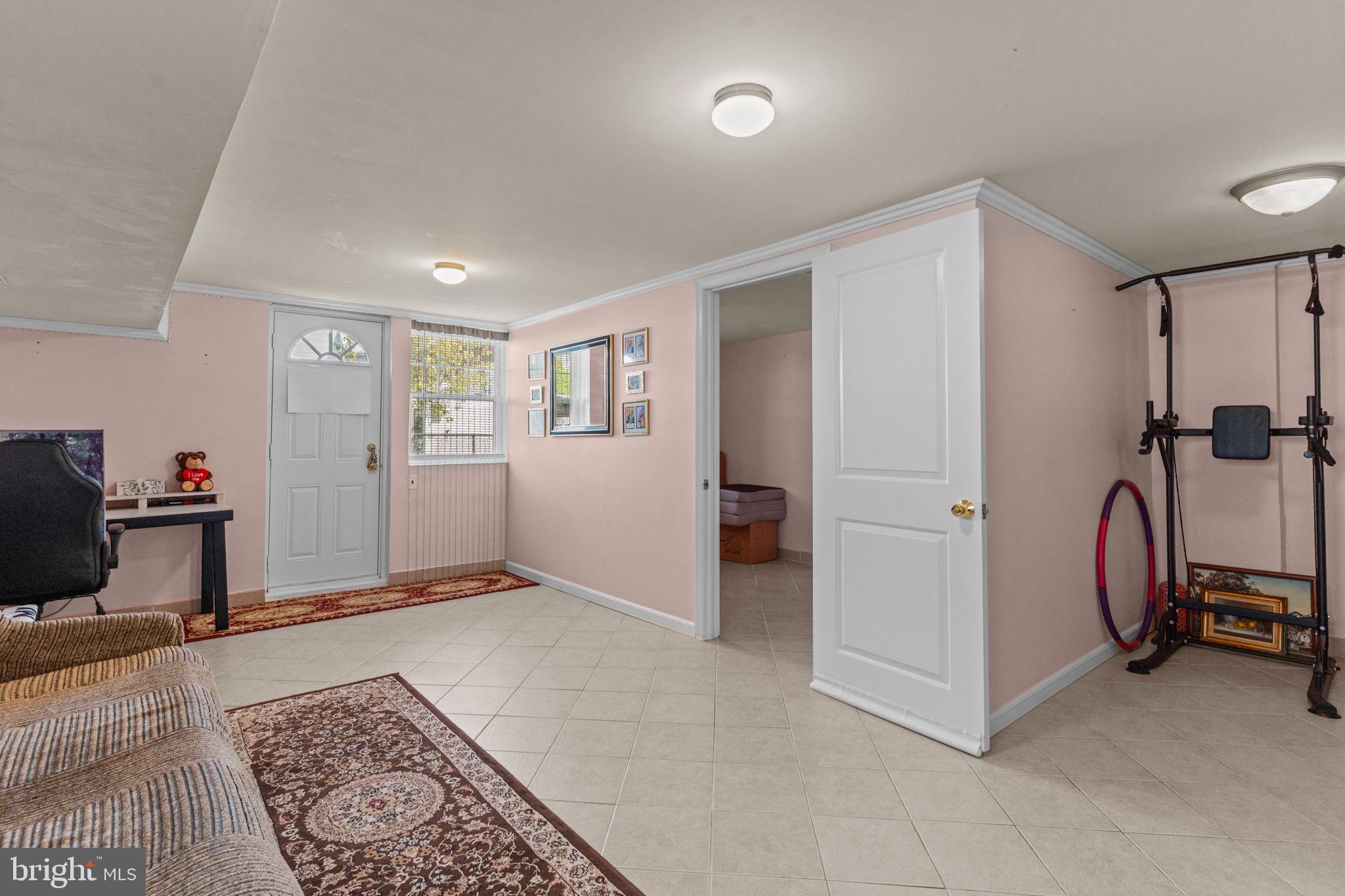 SOMERTON - Residential