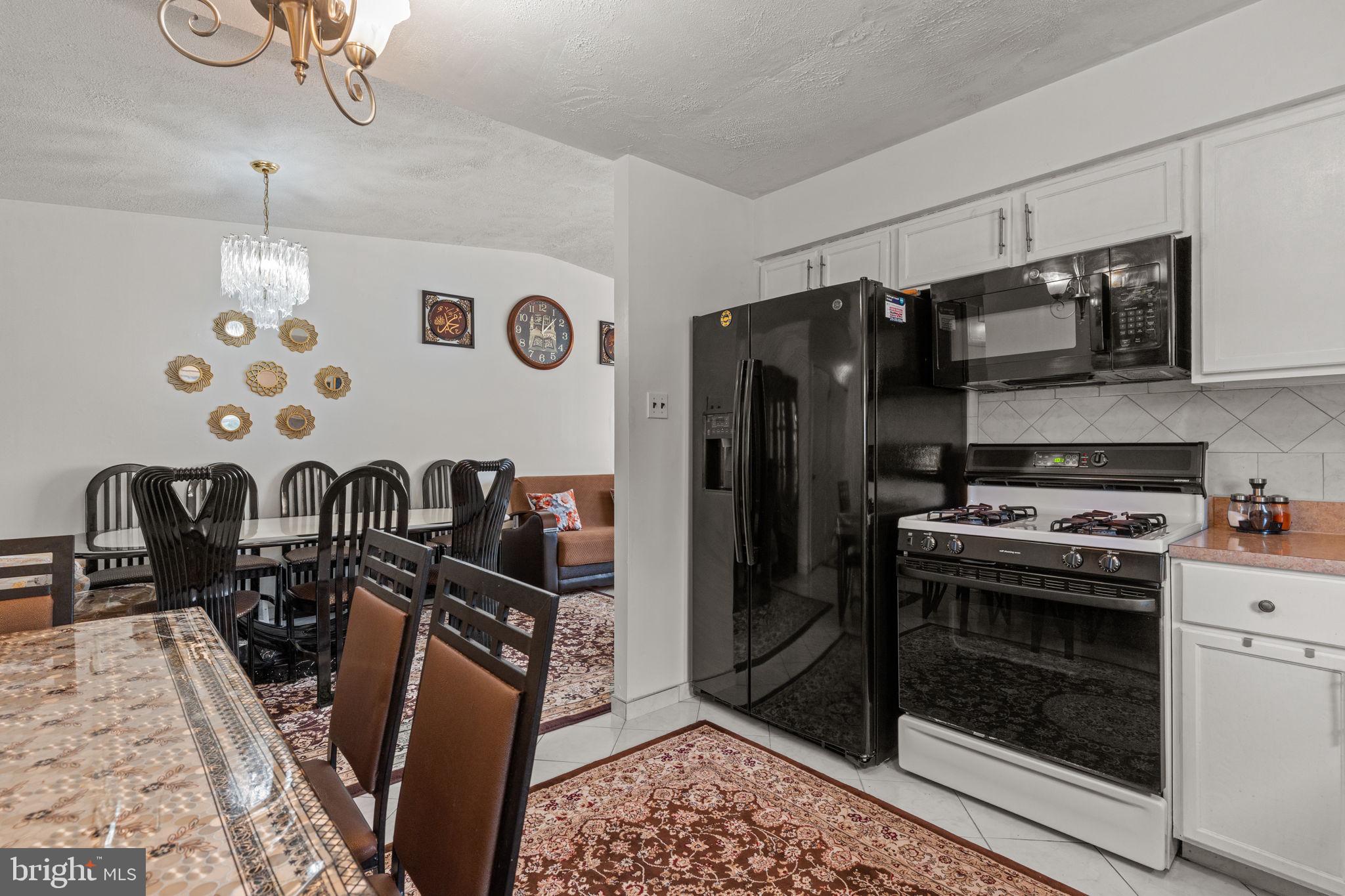 SOMERTON - Residential