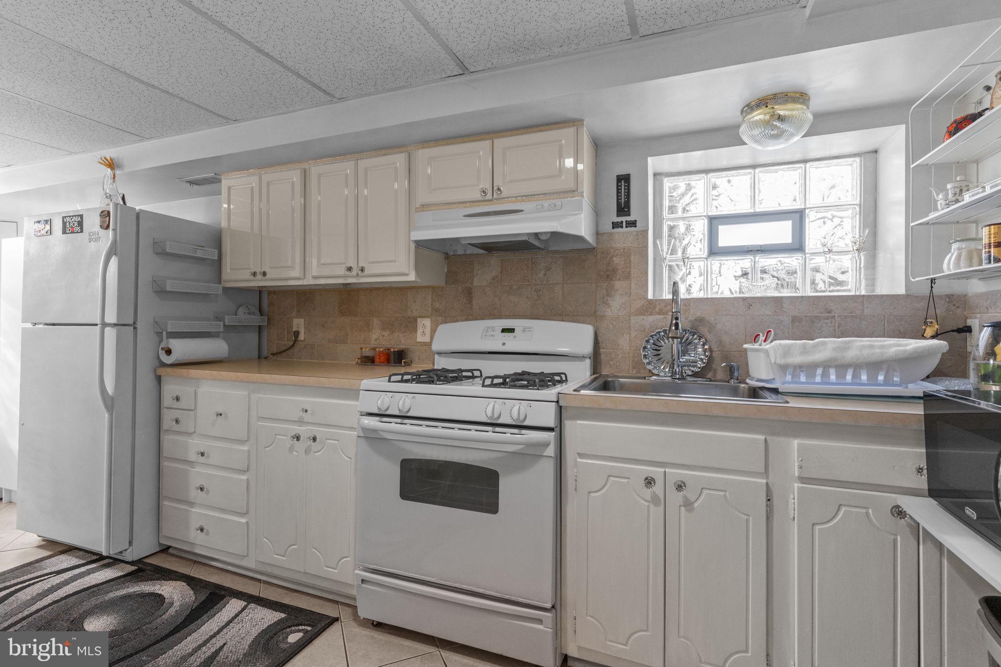 SOMERTON - Residential