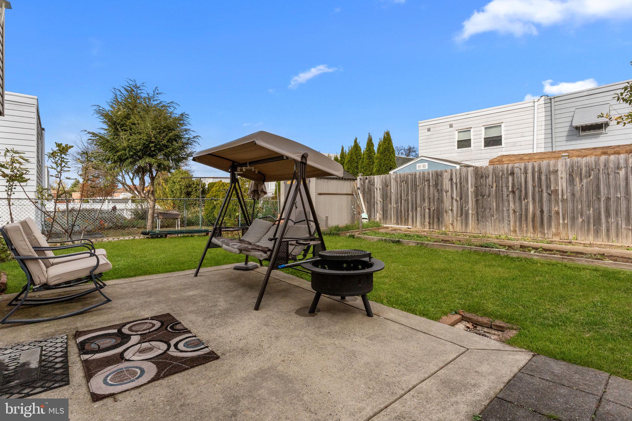 SOMERTON - Residential