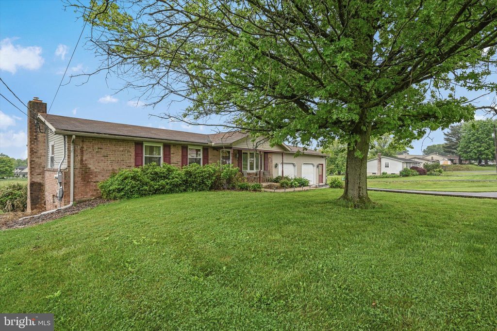 Photo of 1150 W Swartzville Road, Reinholds, PA 17569 (MLS # PALA2051264)