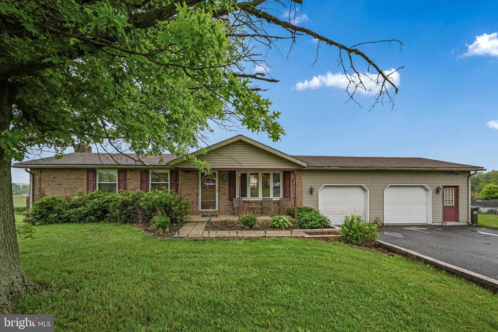 Photo of 1150 W Swartzville Road, Reinholds, PA 17569 (MLS # PALA2051264)