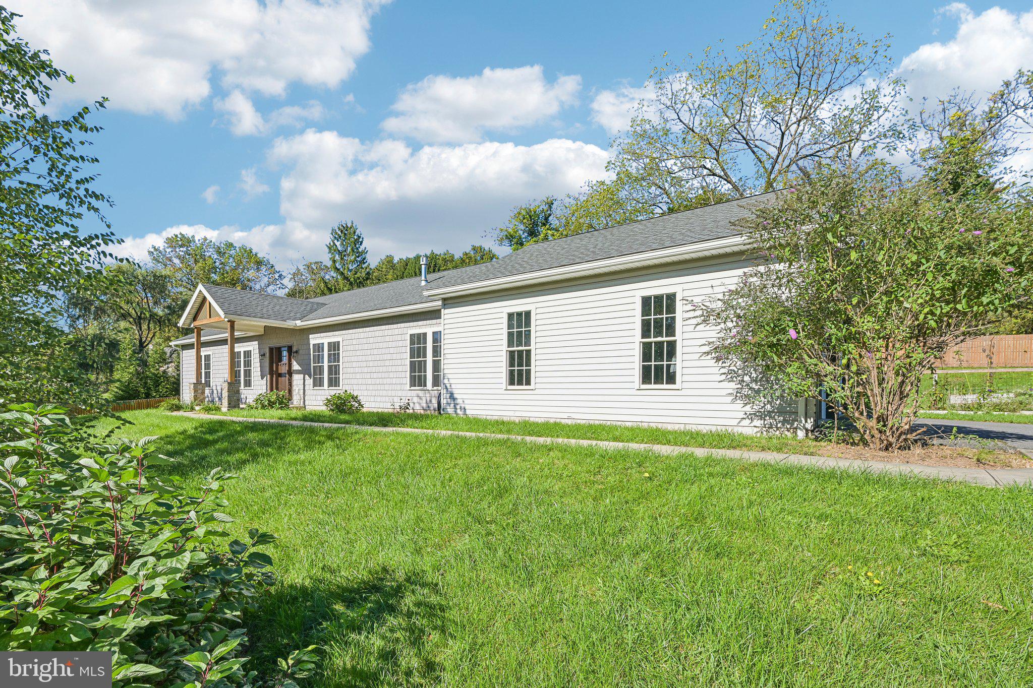 3071 COVENTRYVILLE ROAD