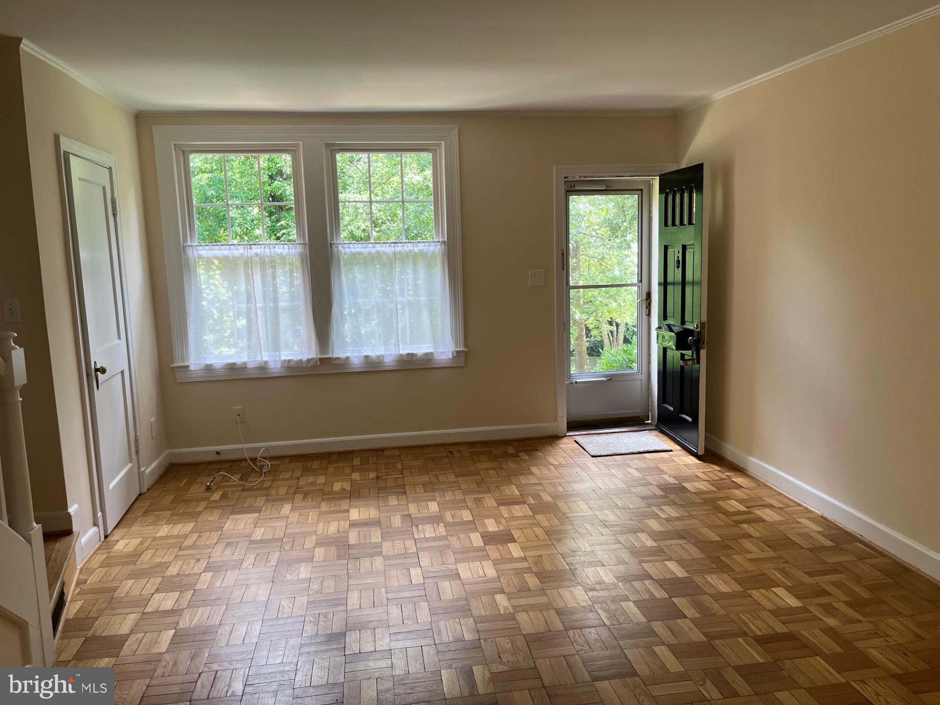 1415 BARTON STREET 259