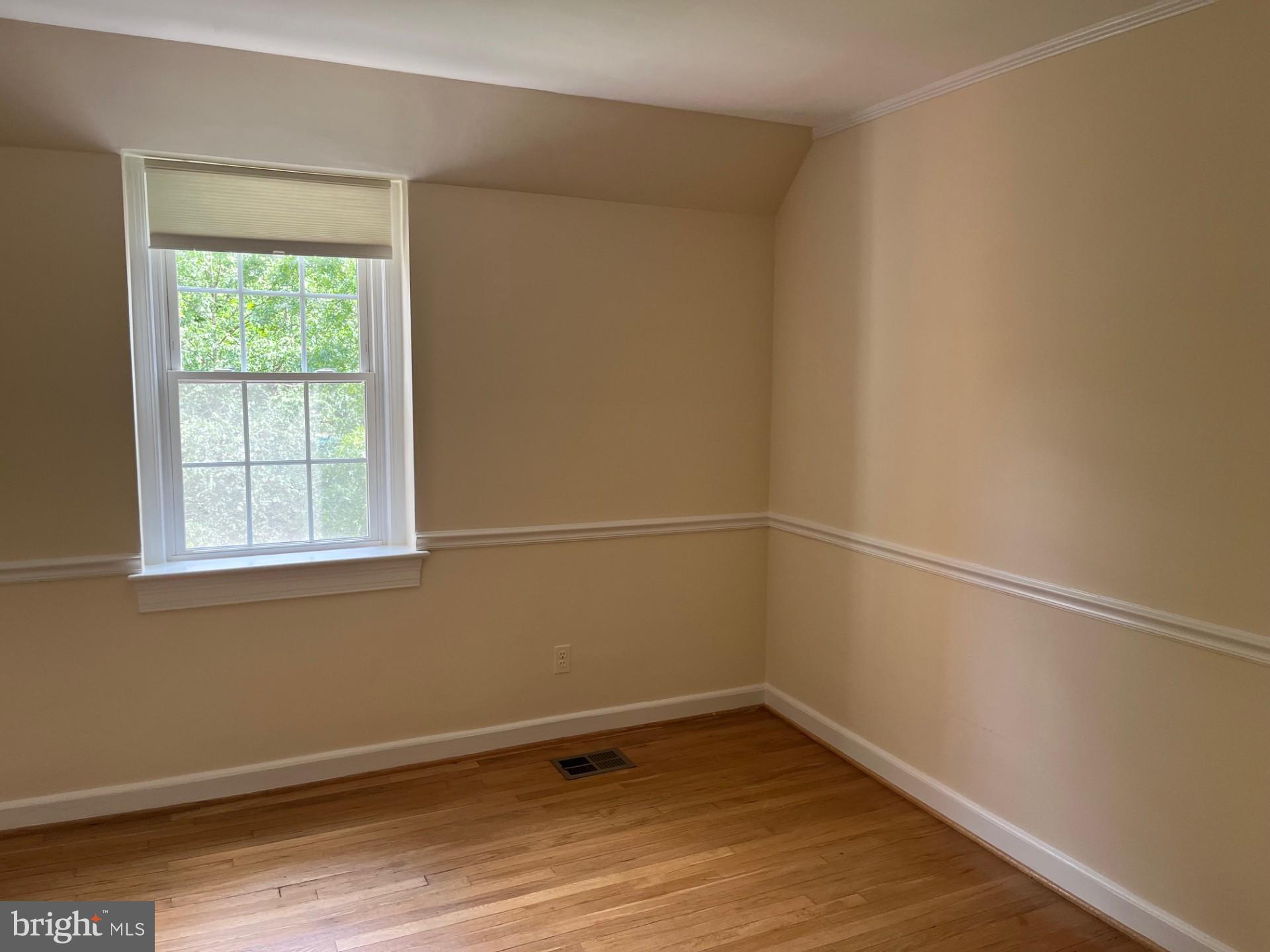 ARLINGTON VILLAGE - Residential Lease