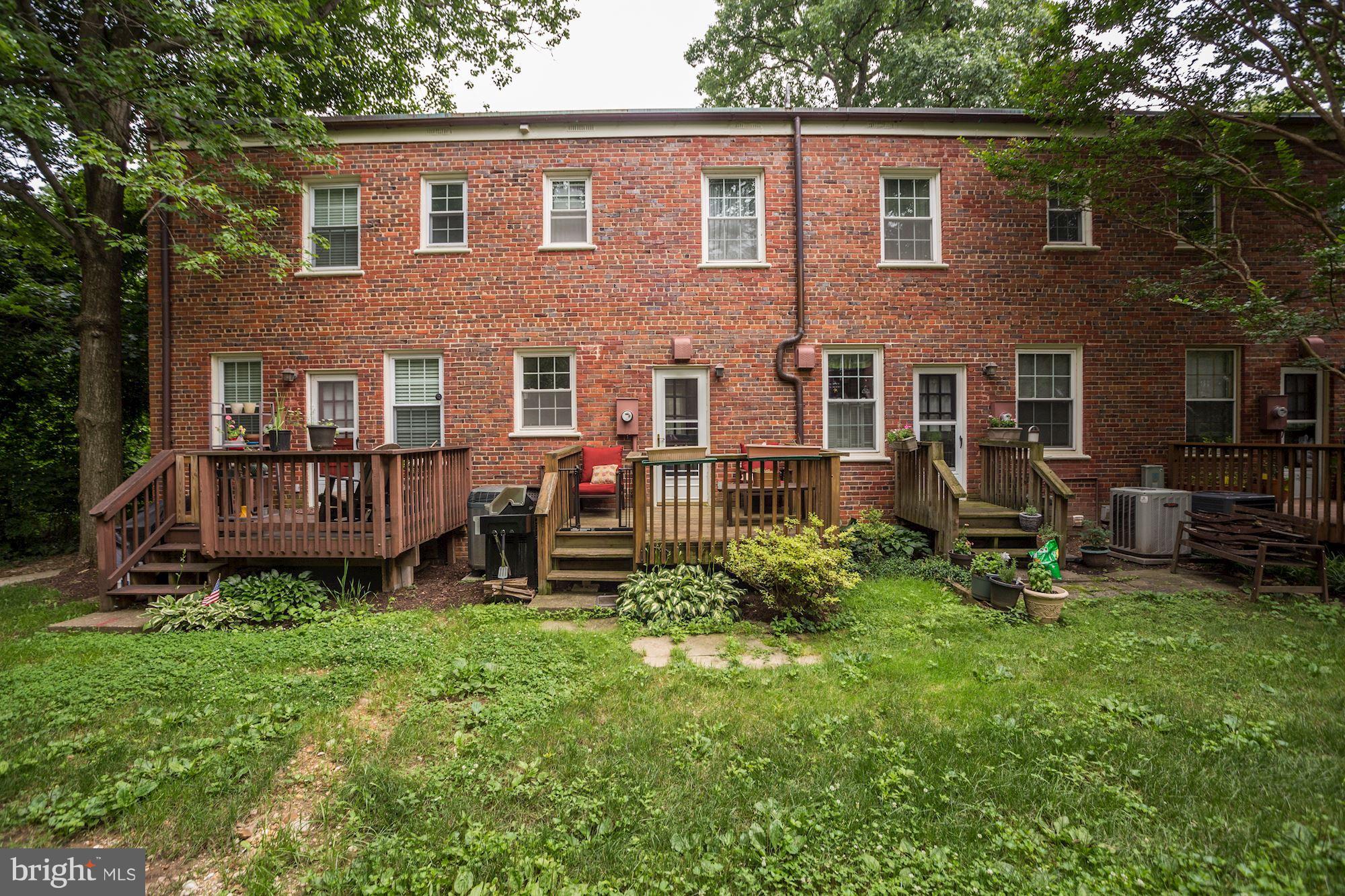 ARLINGTON VILLAGE - Residential Lease