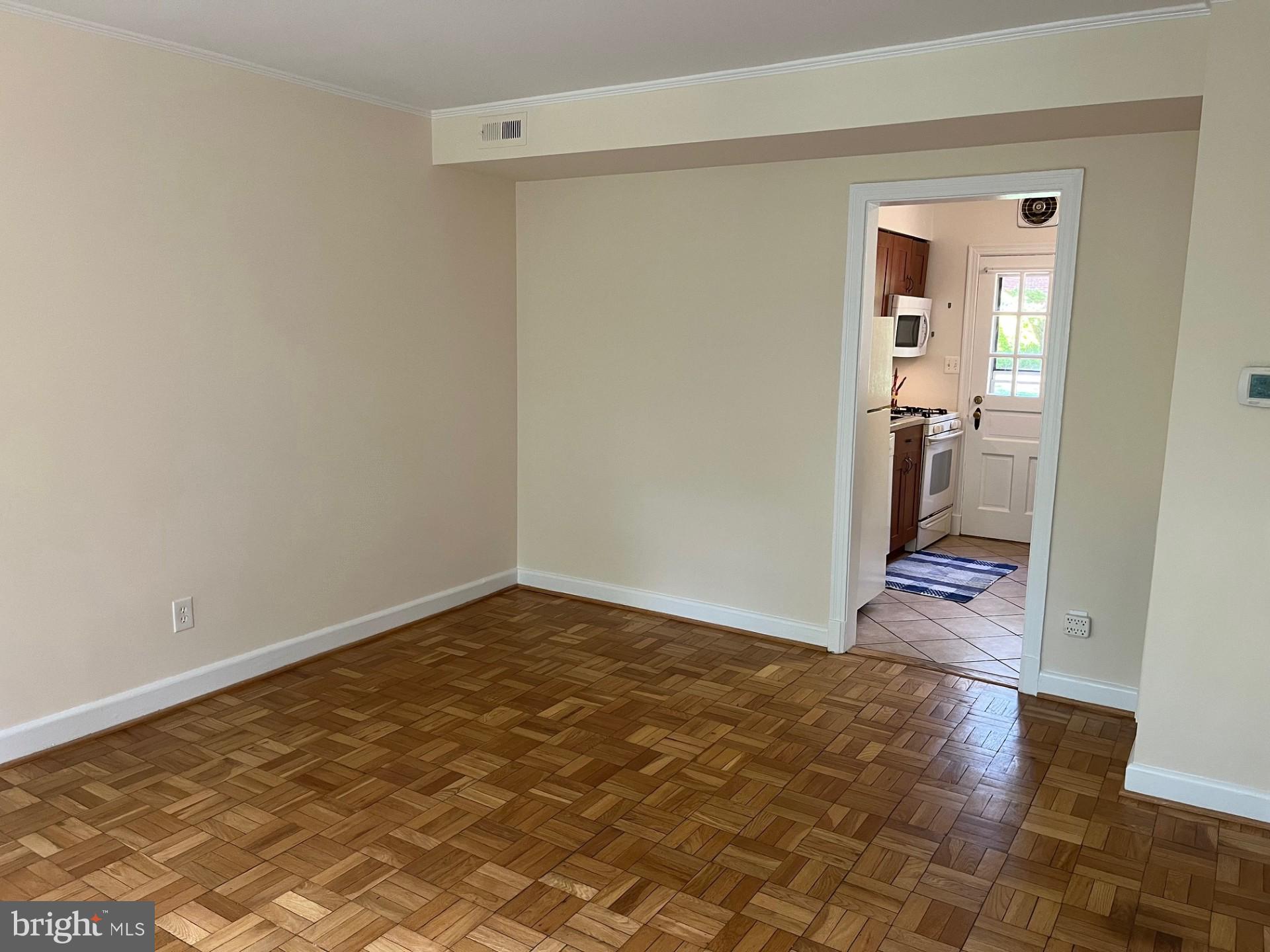 1415 BARTON STREET 259