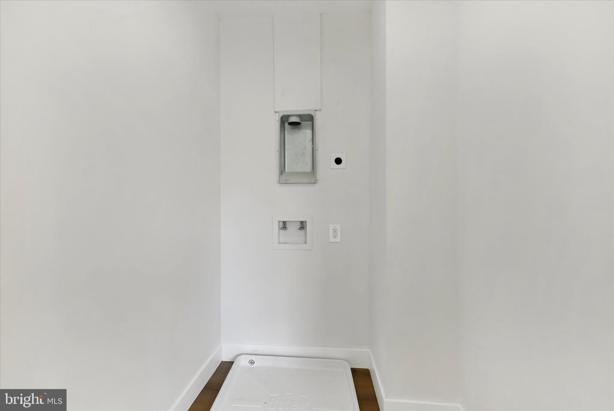 EDMONDSON RIDGE - Residential