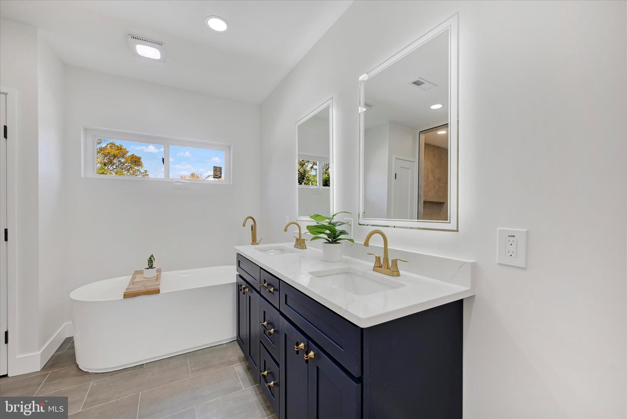 EDMONDSON RIDGE - Residential