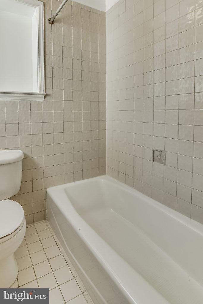 FAIRLAND - Residential Lease