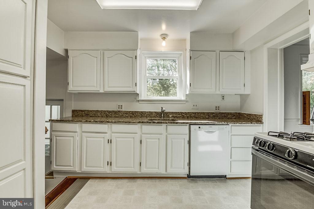 FAIRLAND - Residential Lease