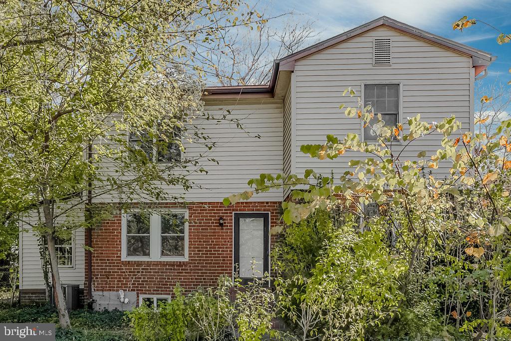 FAIRLAND - Residential Lease