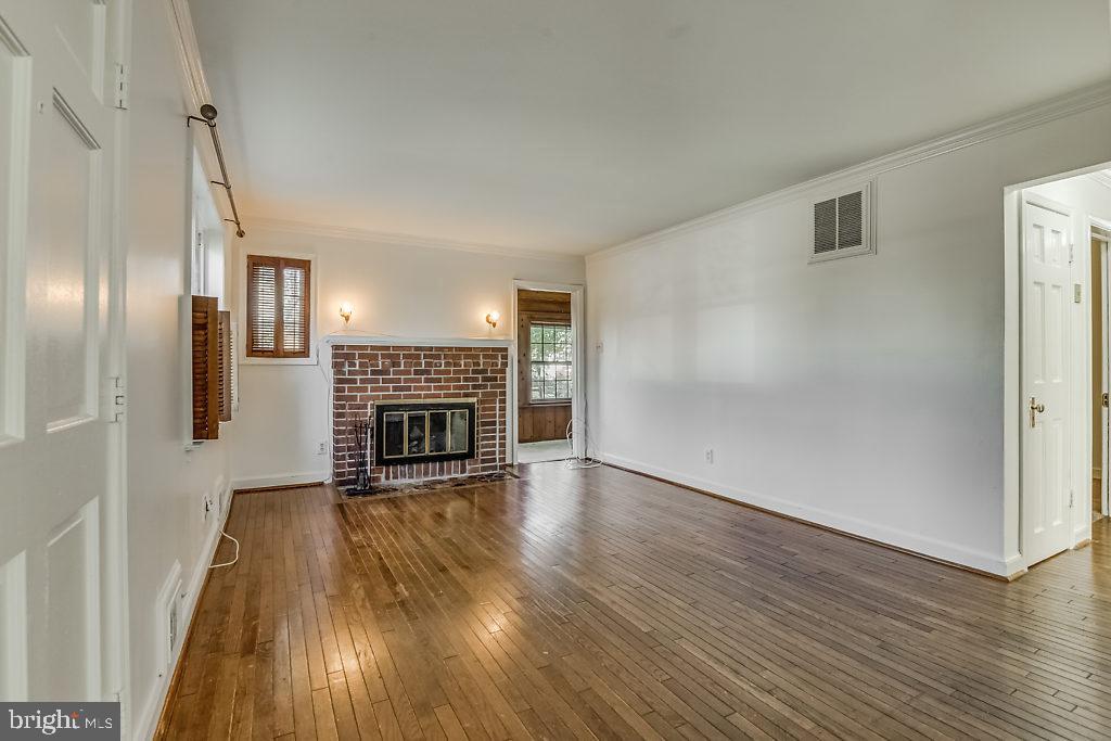 FAIRLAND - Residential Lease