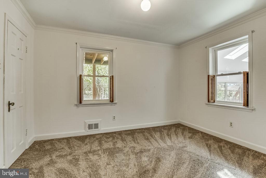 FAIRLAND - Residential Lease