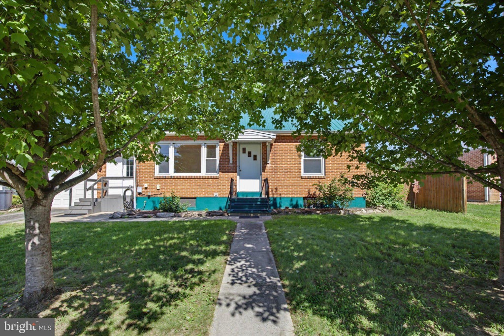 Photo of 85 E College Avenue, WERNERSVILLE, PA 19565 (MLS # PABK2078344)