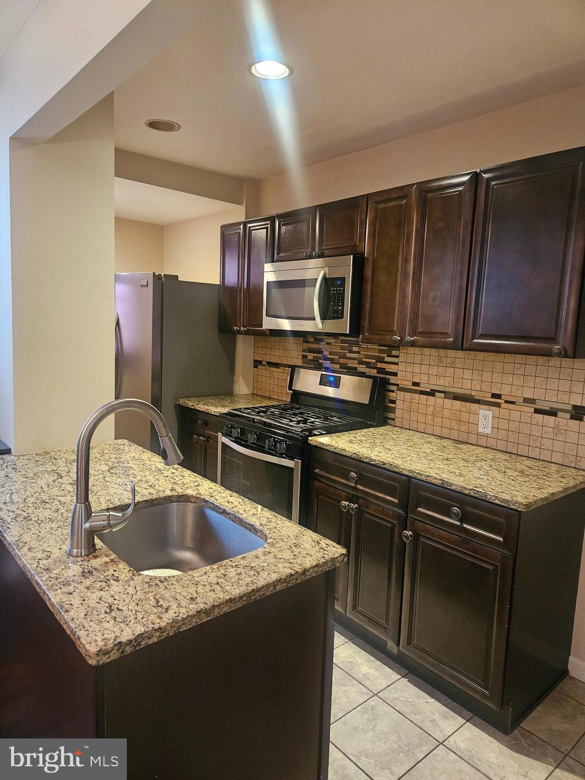 PHILADELPHIA (SOUTHWEST) - Residential