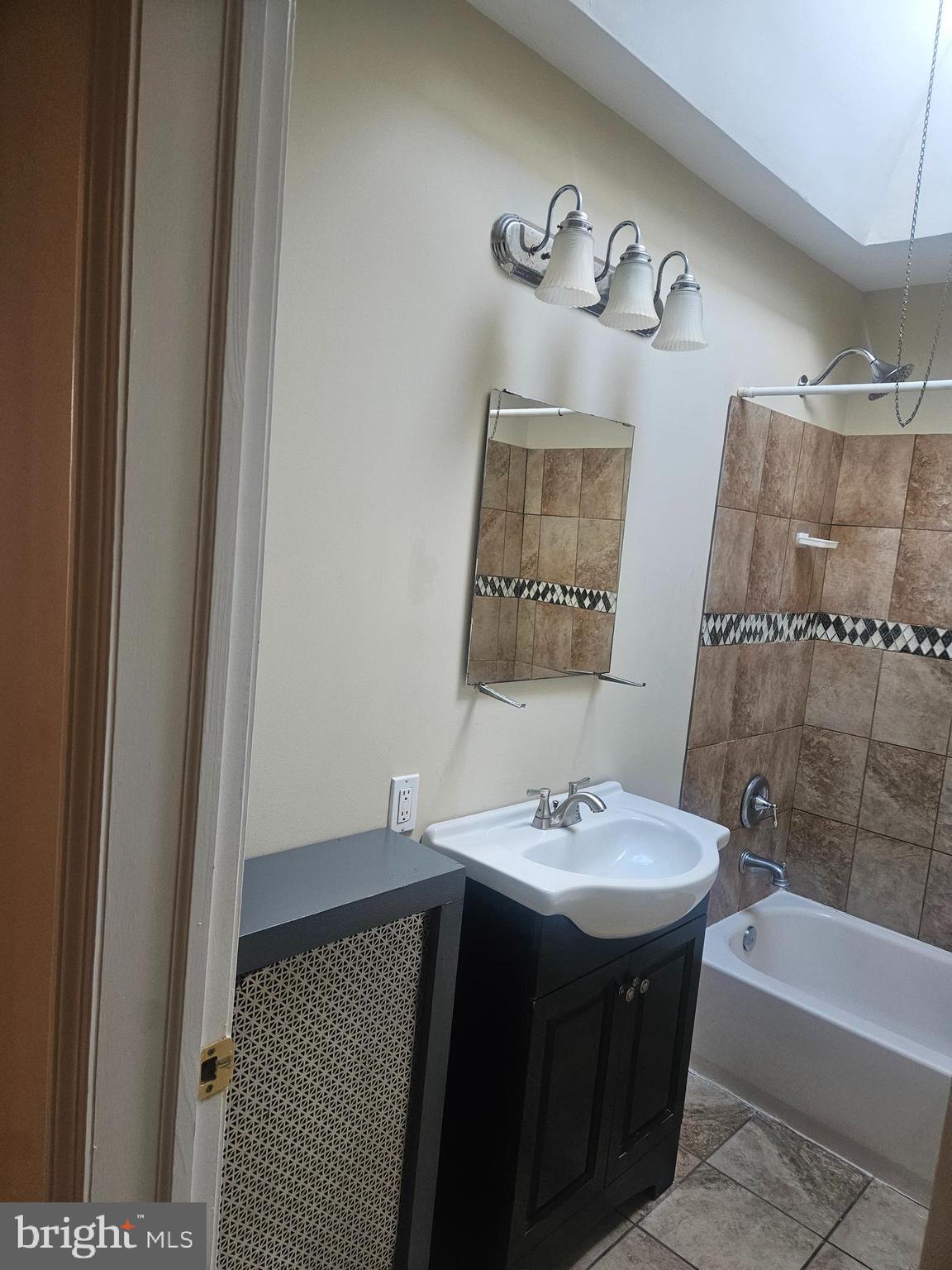 PHILADELPHIA (SOUTHWEST) - Residential