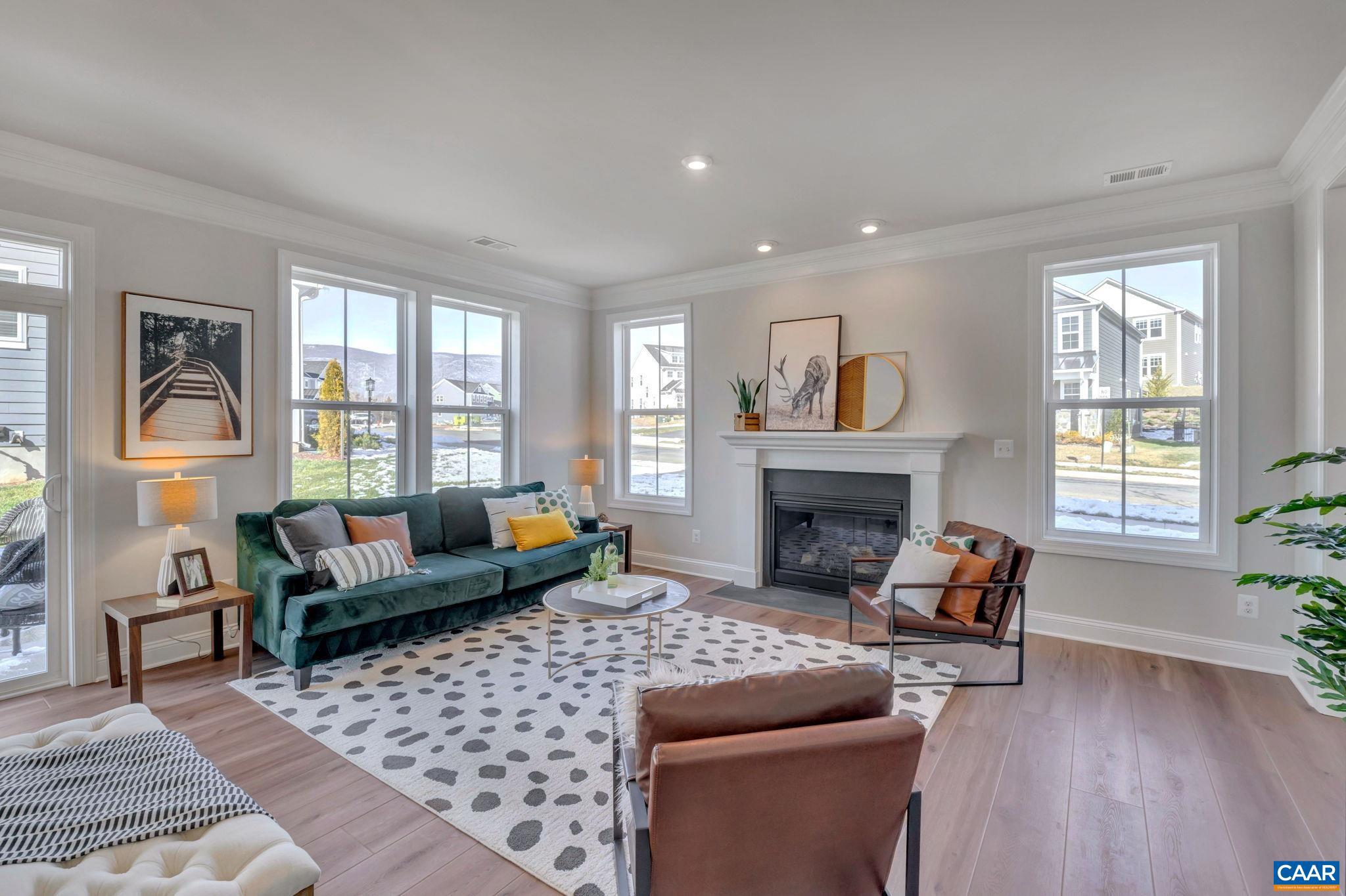 SPRING CREEK - Residential