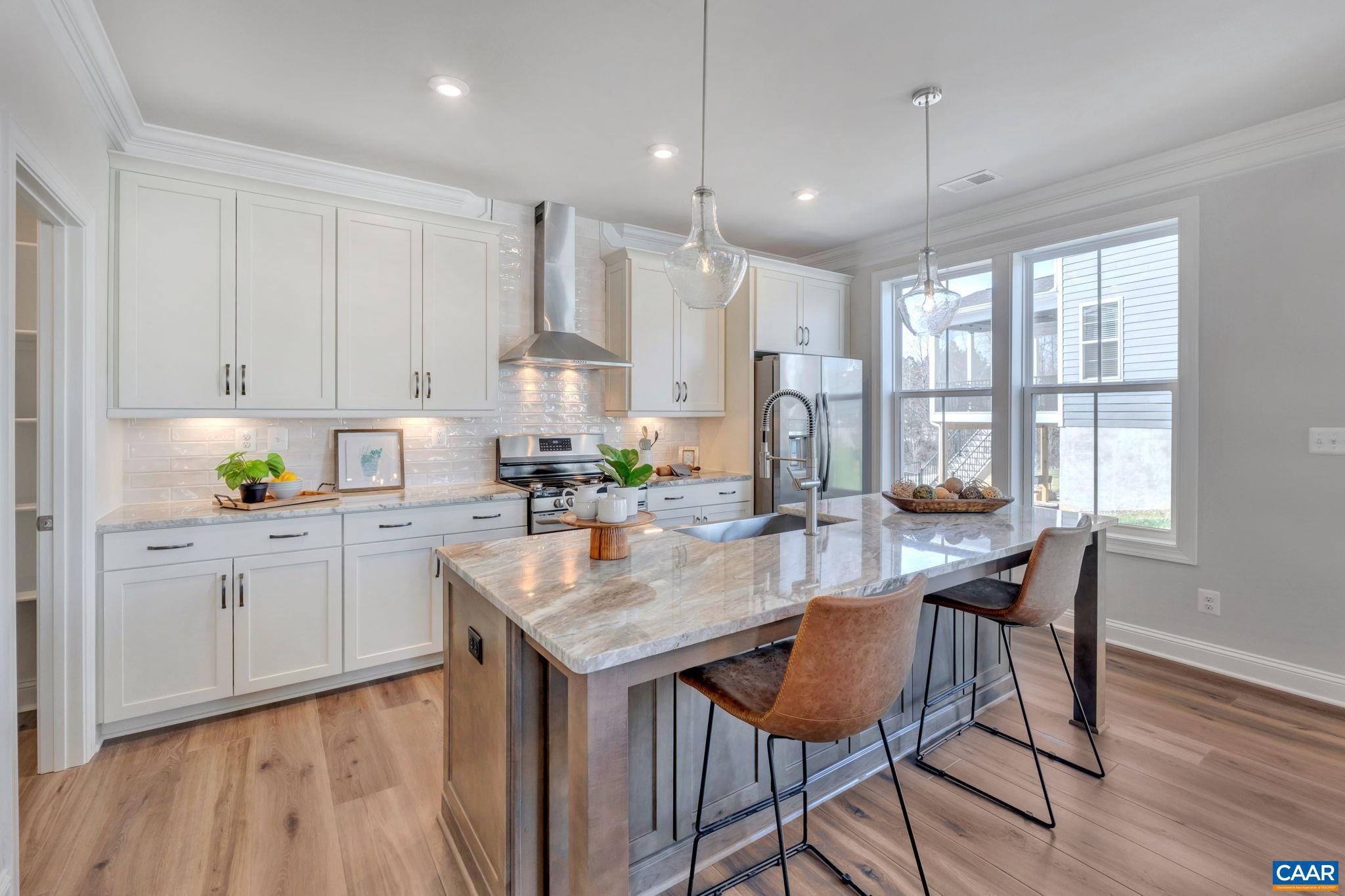 SPRING CREEK - Residential