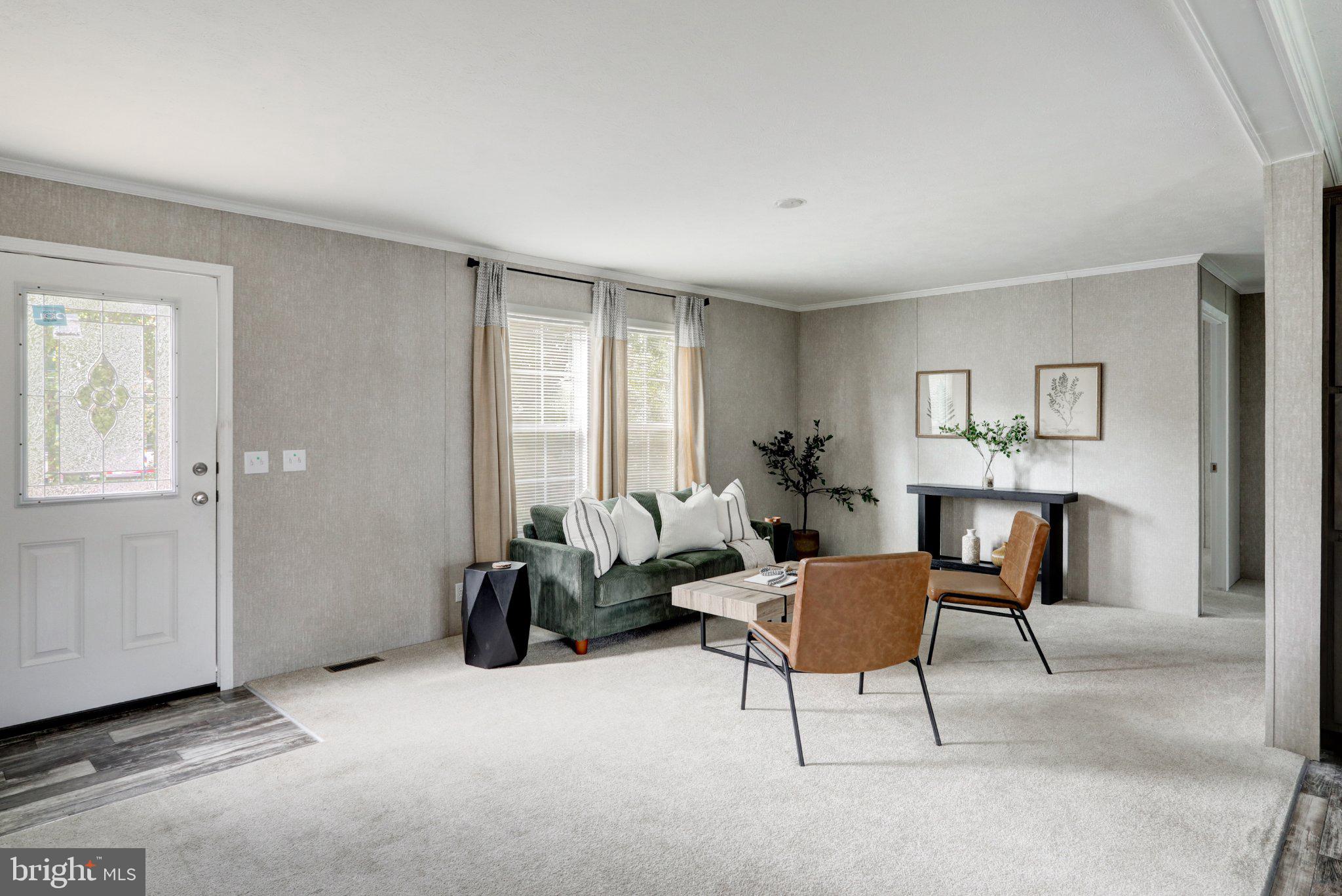 1253 DAUPHIN ROAD