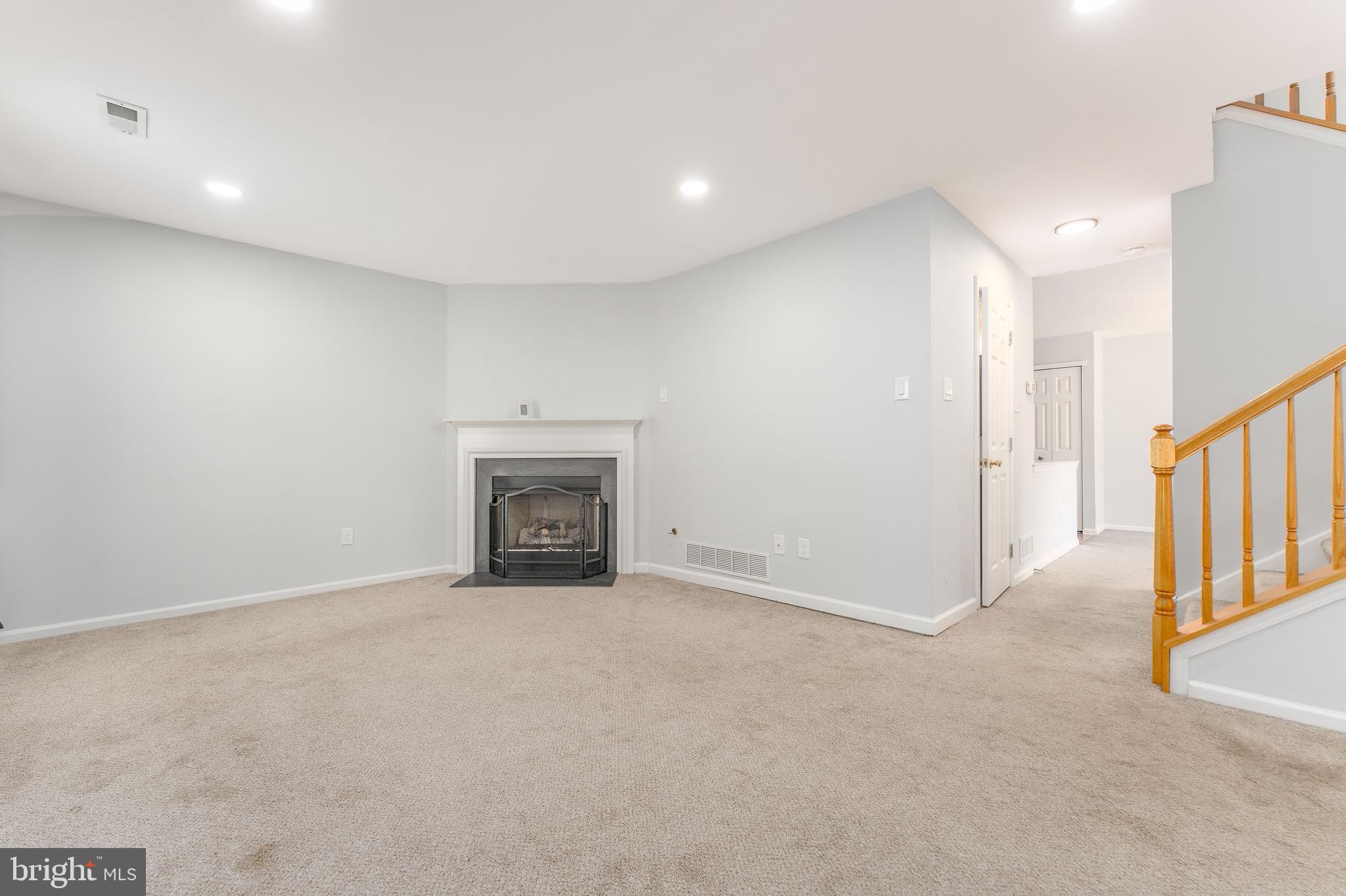 719 THORNHILL DRIVE